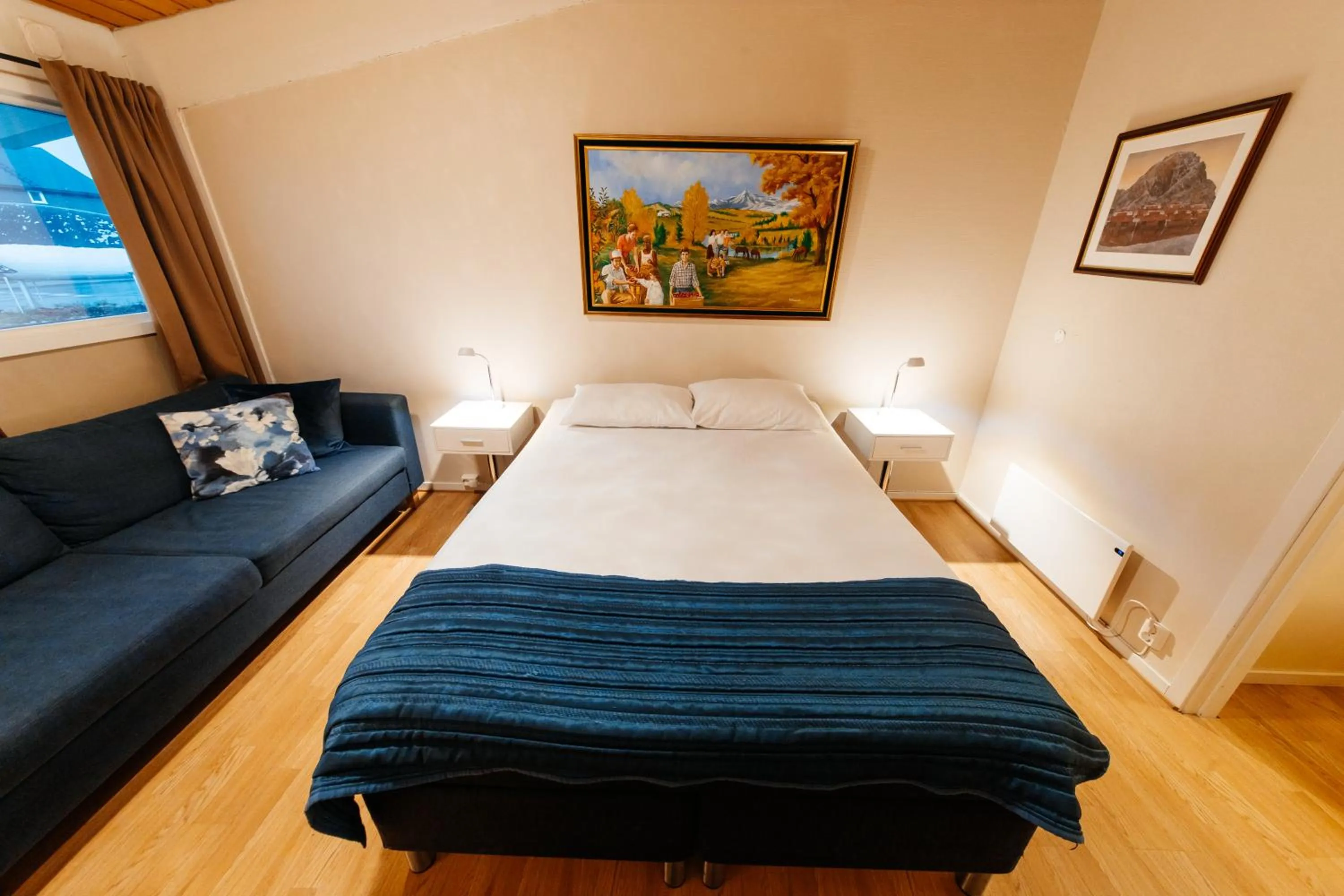 Bed in Myre Kysthotell