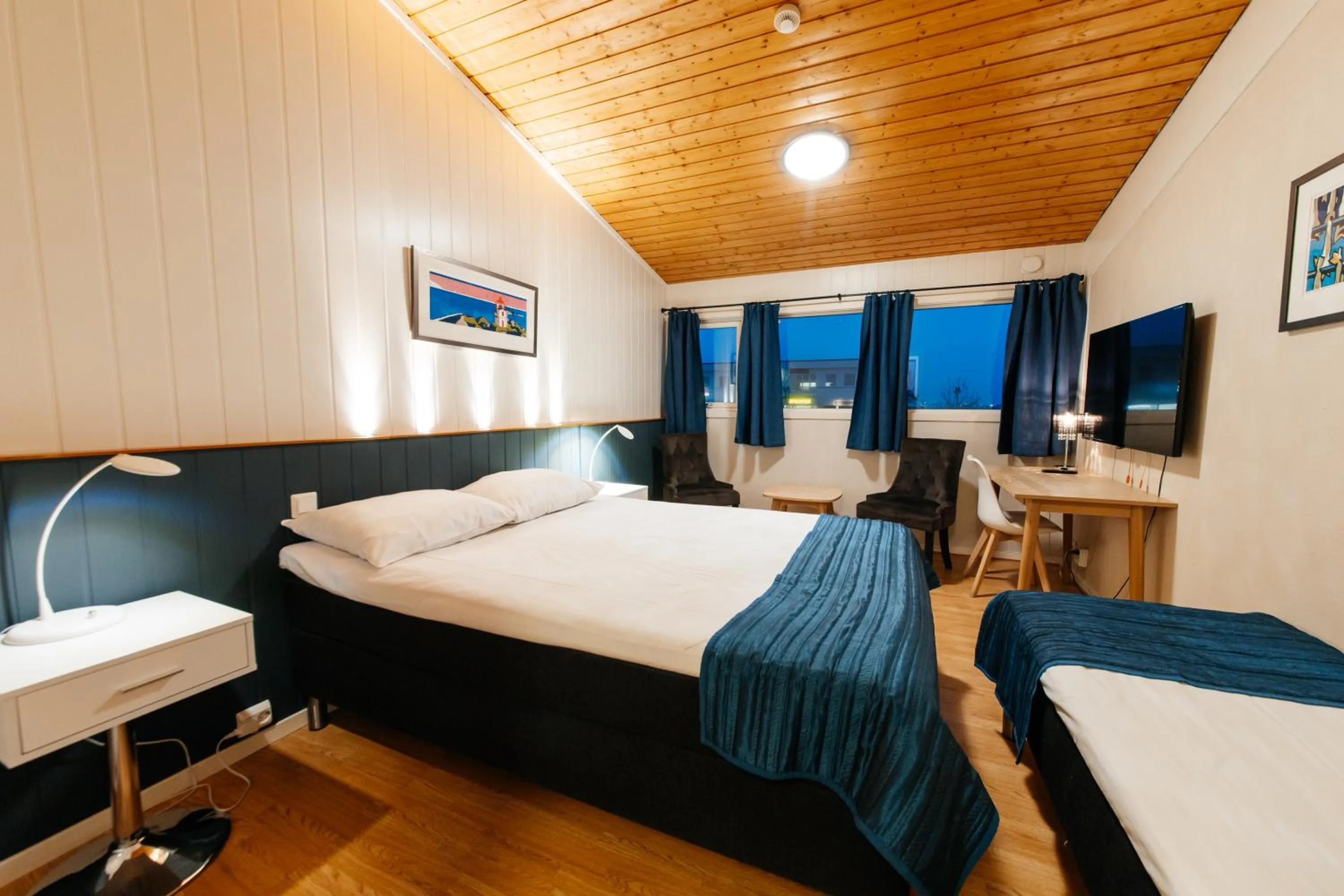 Bed in Myre Kysthotell