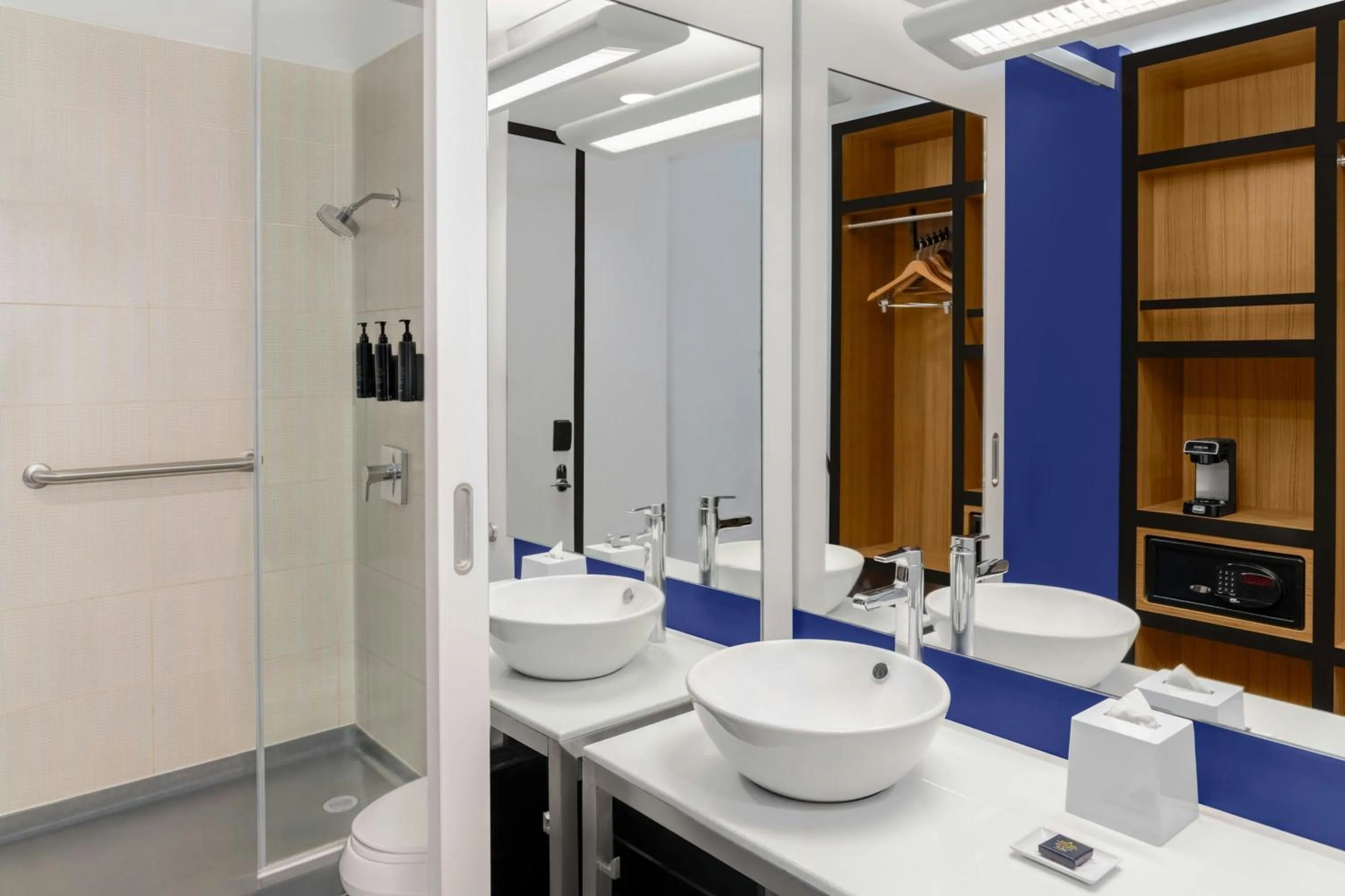 Bathroom in Aloft New York Brooklyn