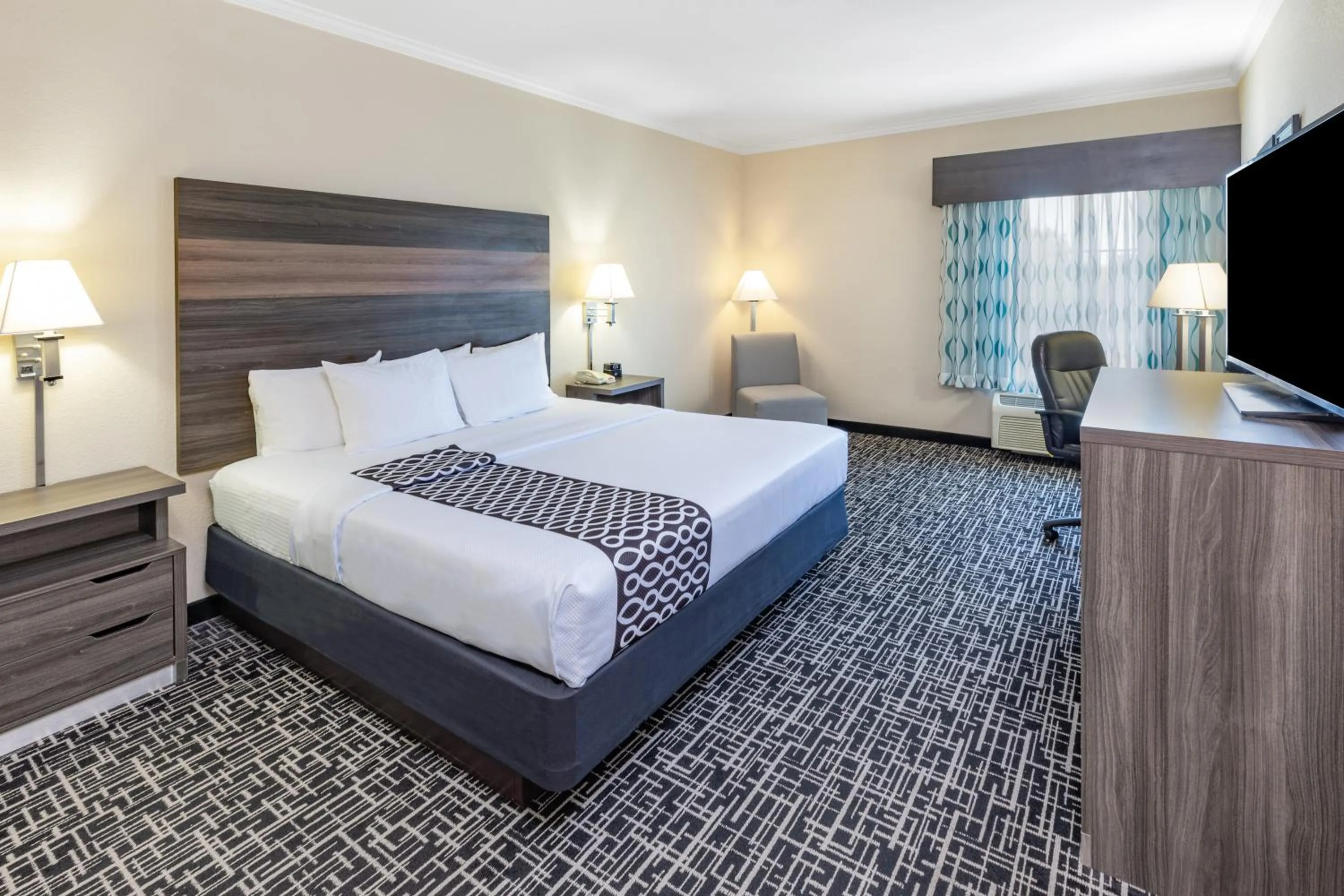 Bed in La Quinta by Wyndham Garland Harbor Point