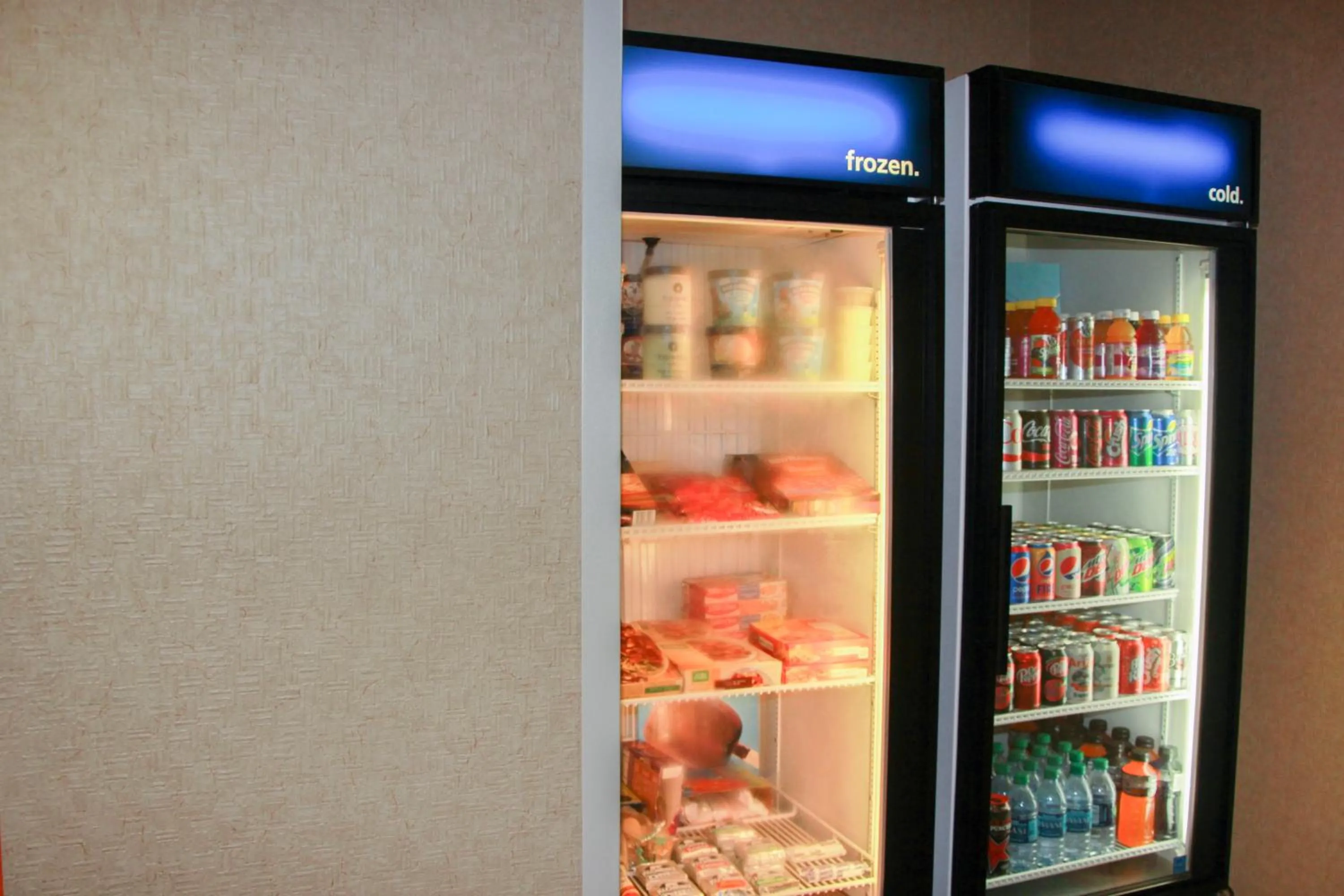 vending machine in Hampton Inn & Suites Radcliff/Fort Knox