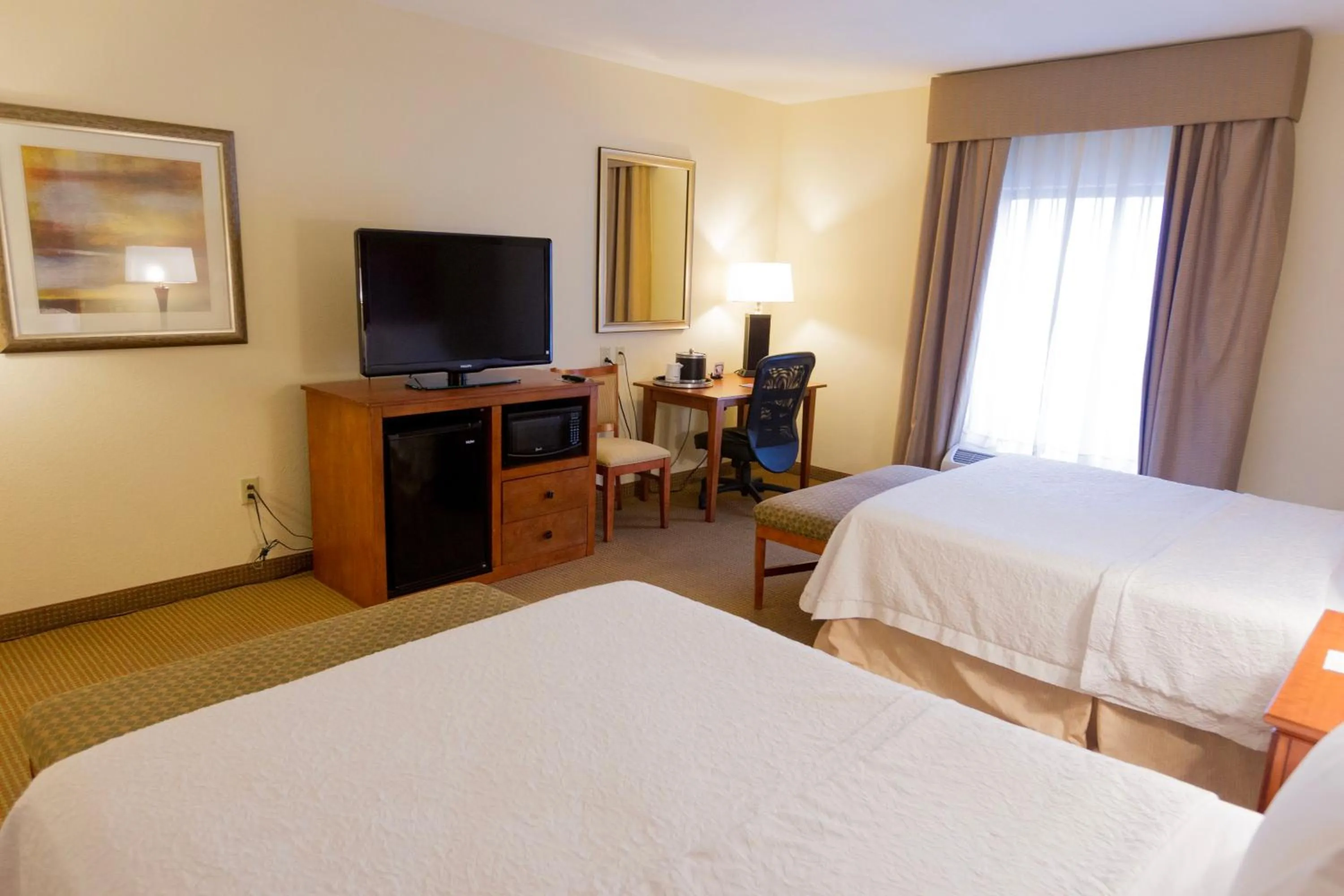 Bed in Hampton Inn & Suites Radcliff/Fort Knox