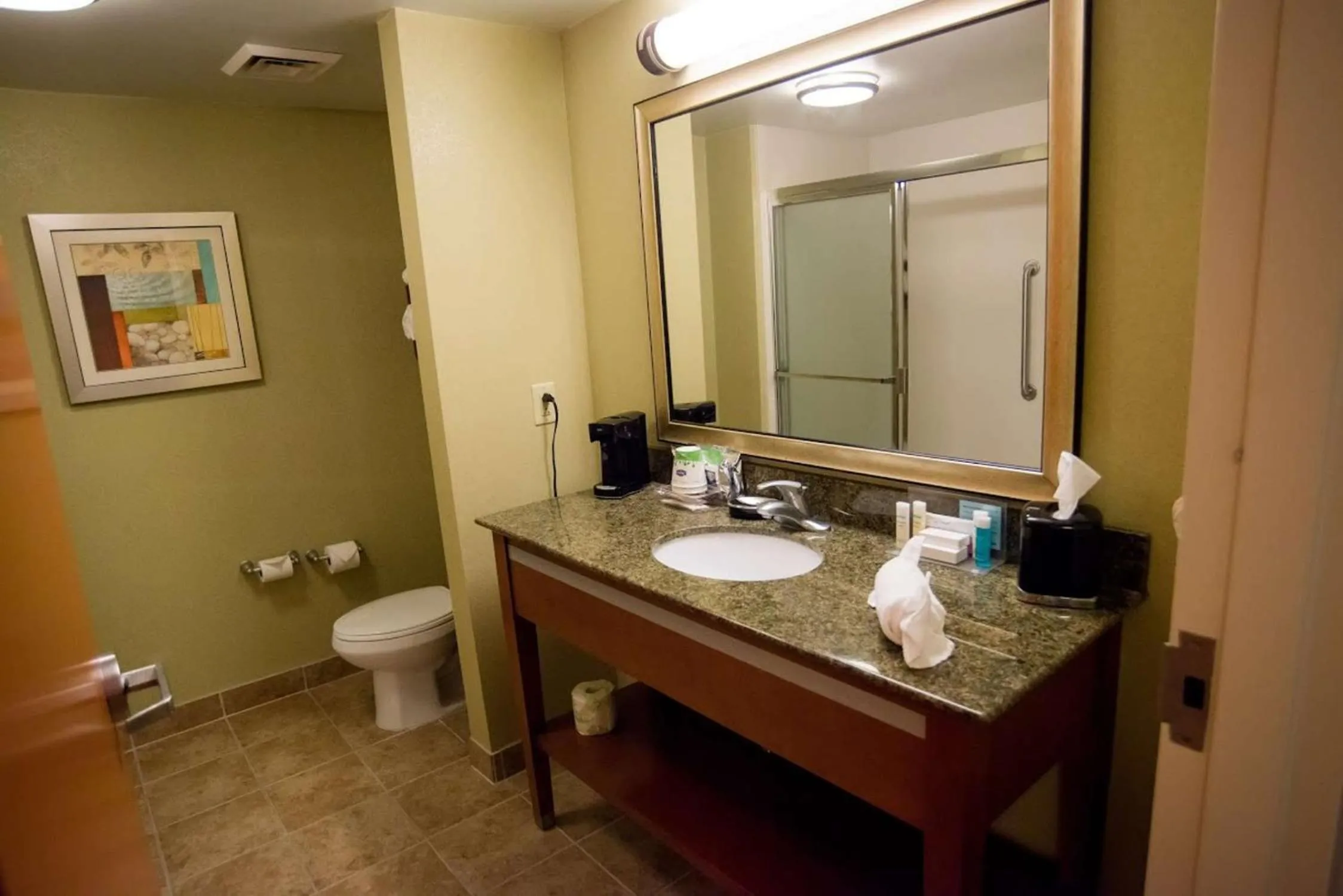 Bathroom in Hampton Inn & Suites Radcliff/Fort Knox