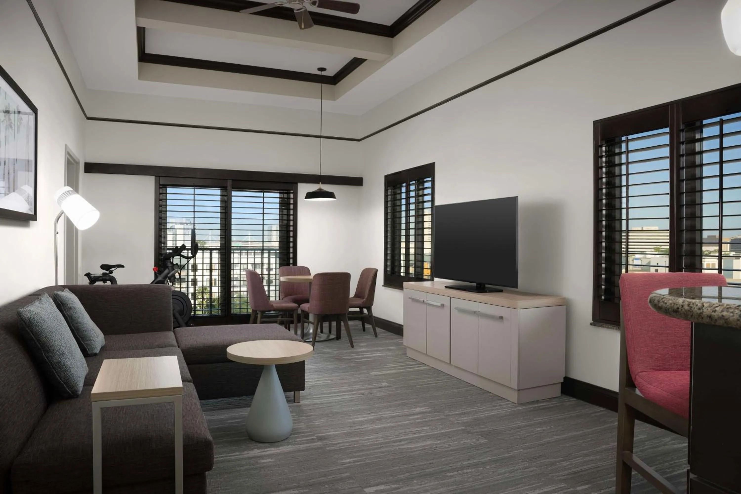 TV and multimedia in Hilton Garden Inn Jacksonville Downtown Southbank