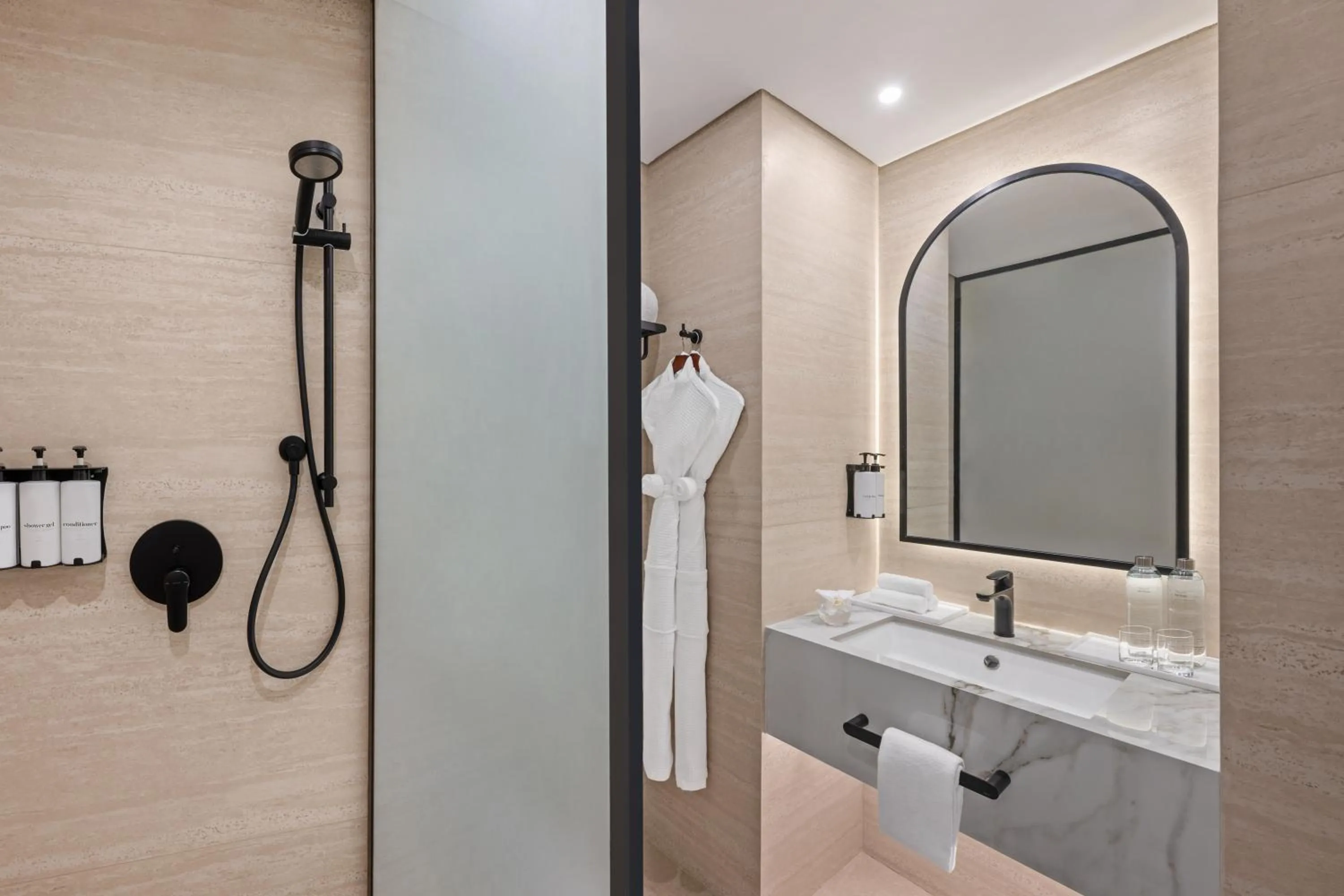 Bathroom in Oaks Ibn Battuta Gate Dubai