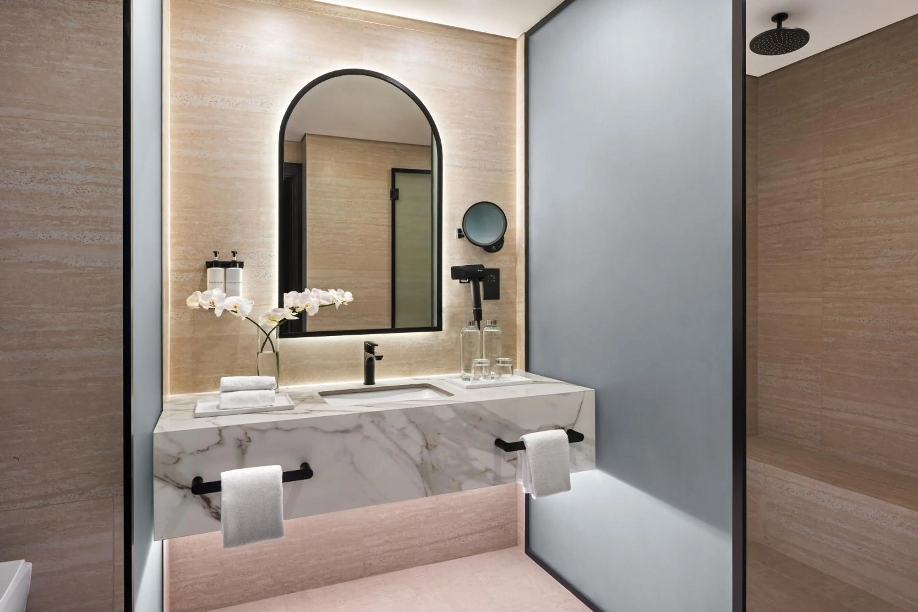 Bathroom in Oaks Ibn Battuta Gate Dubai