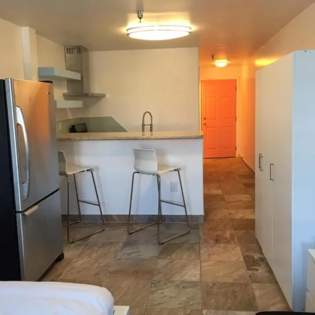 Dining area in Aquamarine Suites