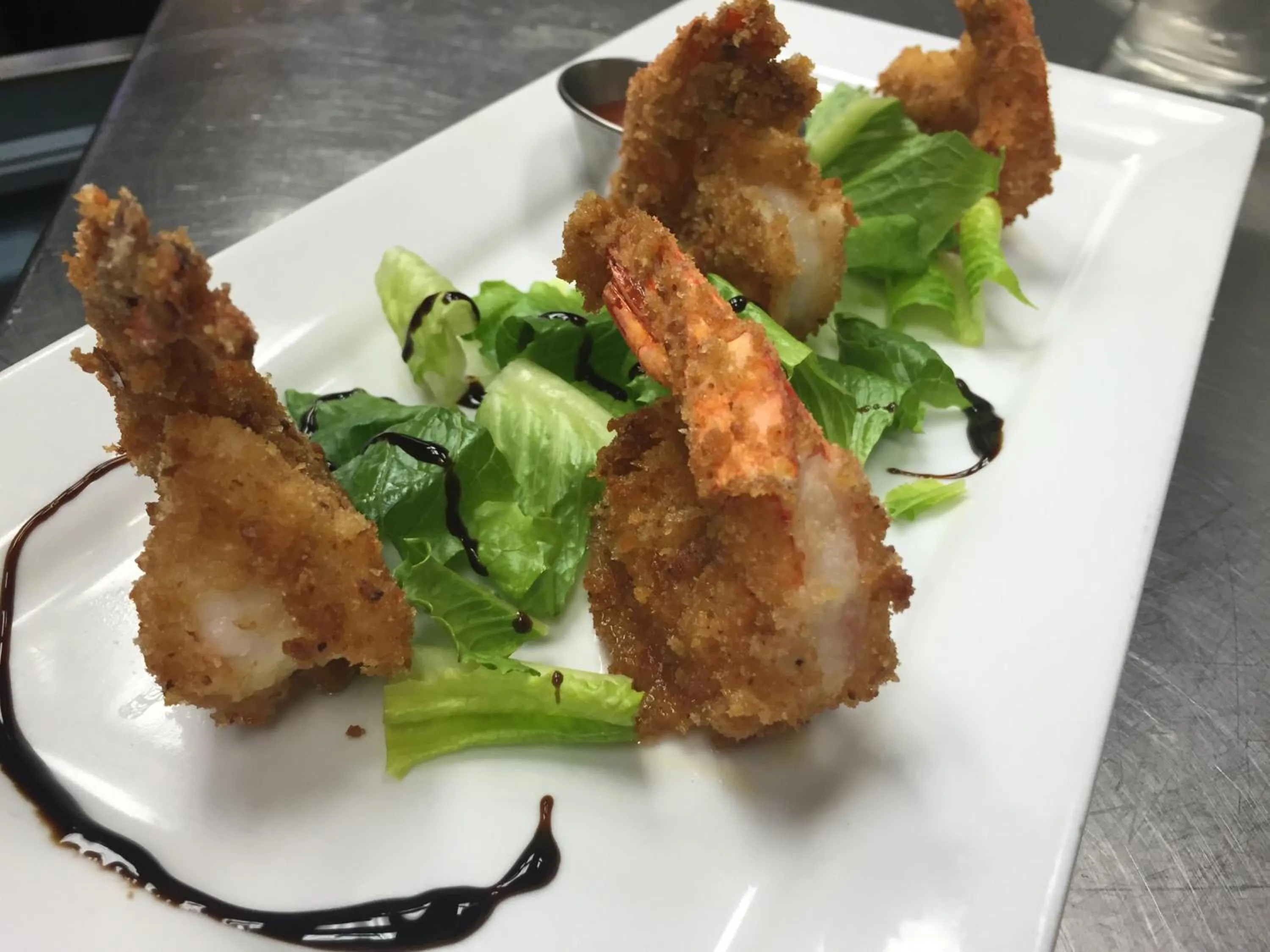 Restaurant/places to eat in Aquamarine Suites