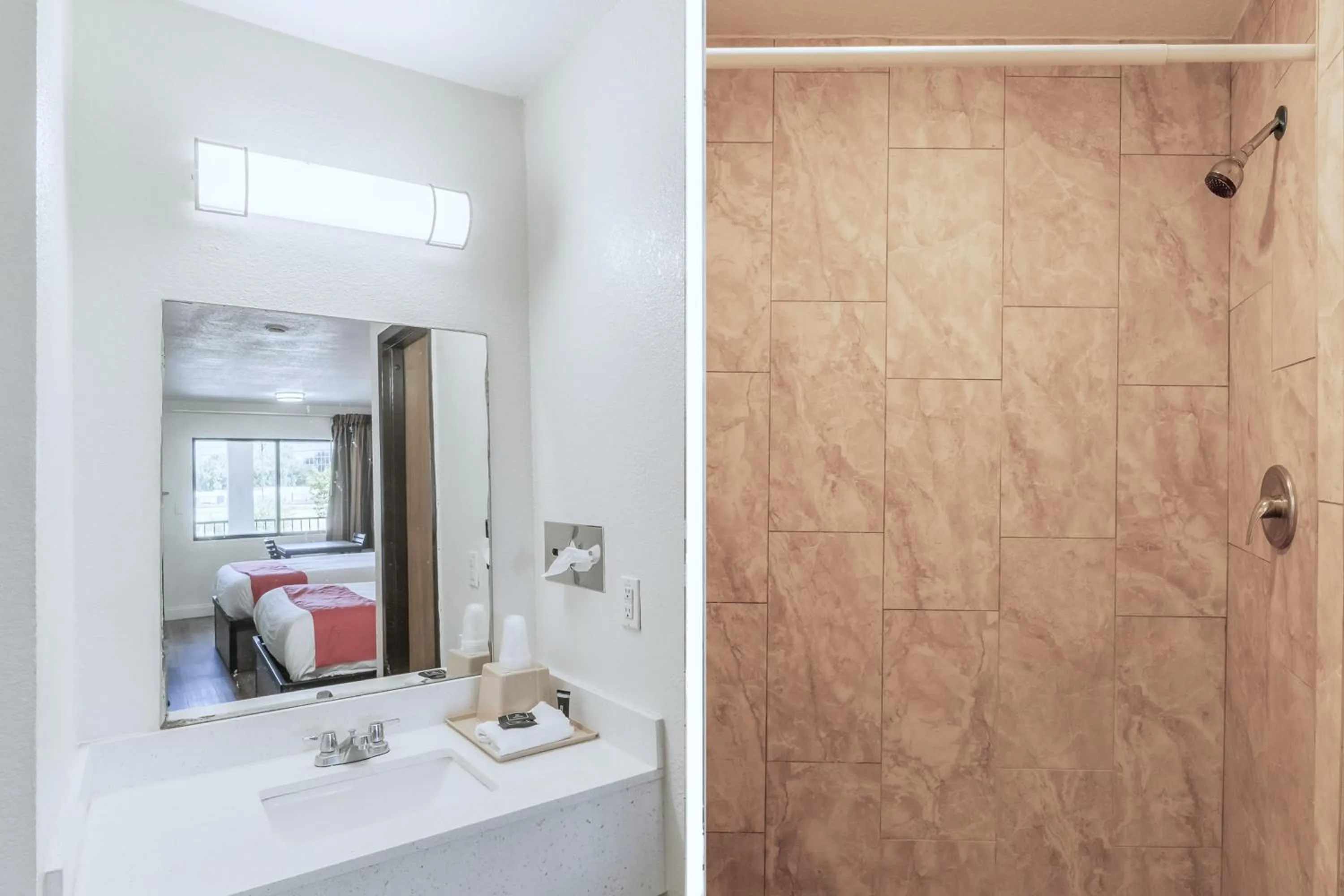 Shower in OYO Hotel Houston N Fm-1960 Champions TX