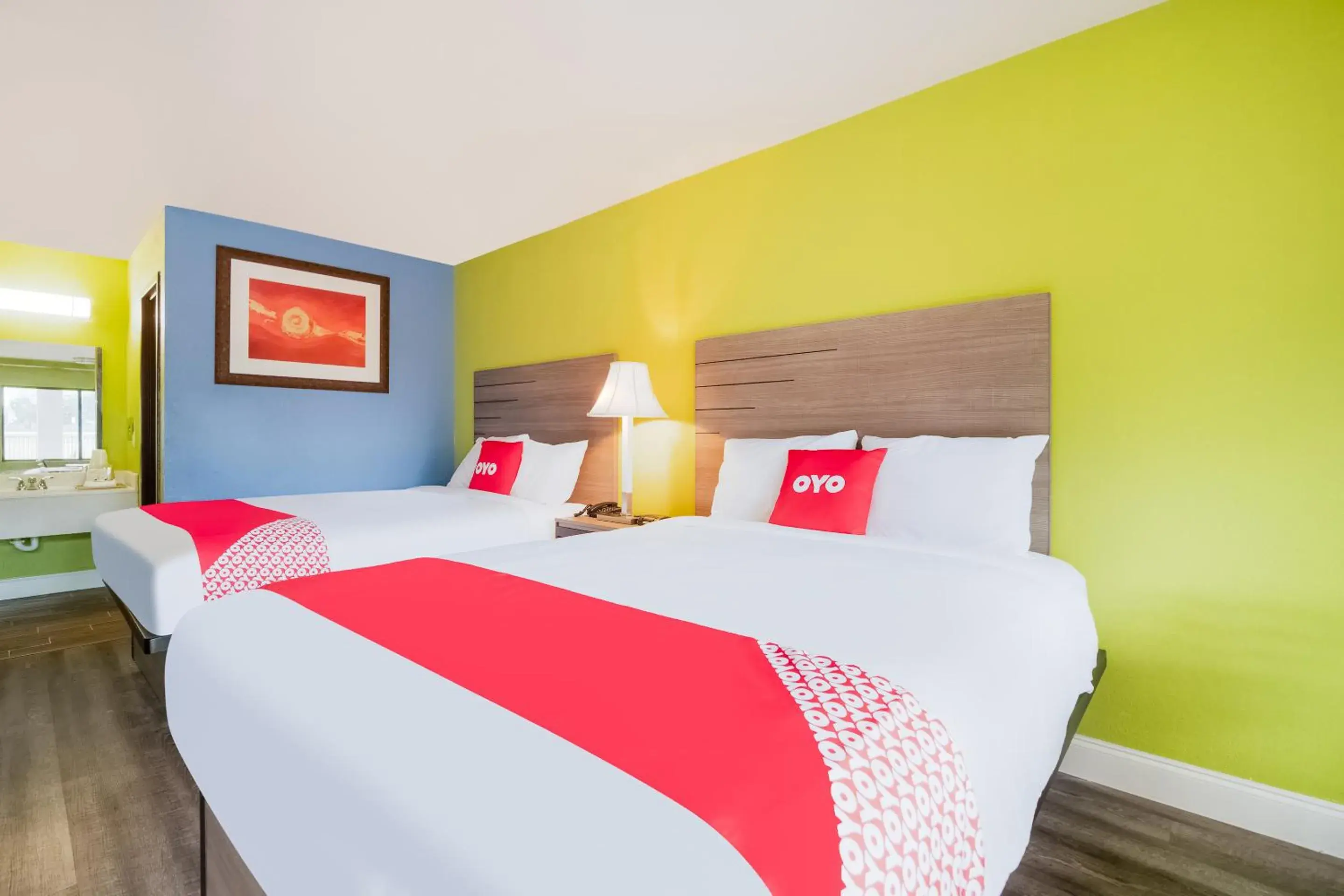 2 Queen Bed Smoking in OYO Hotel Houston N Fm-1960 Champions TX 2 Queen Bed Smoking in OYO Hotel Houston N Fm-1960 Champions TX