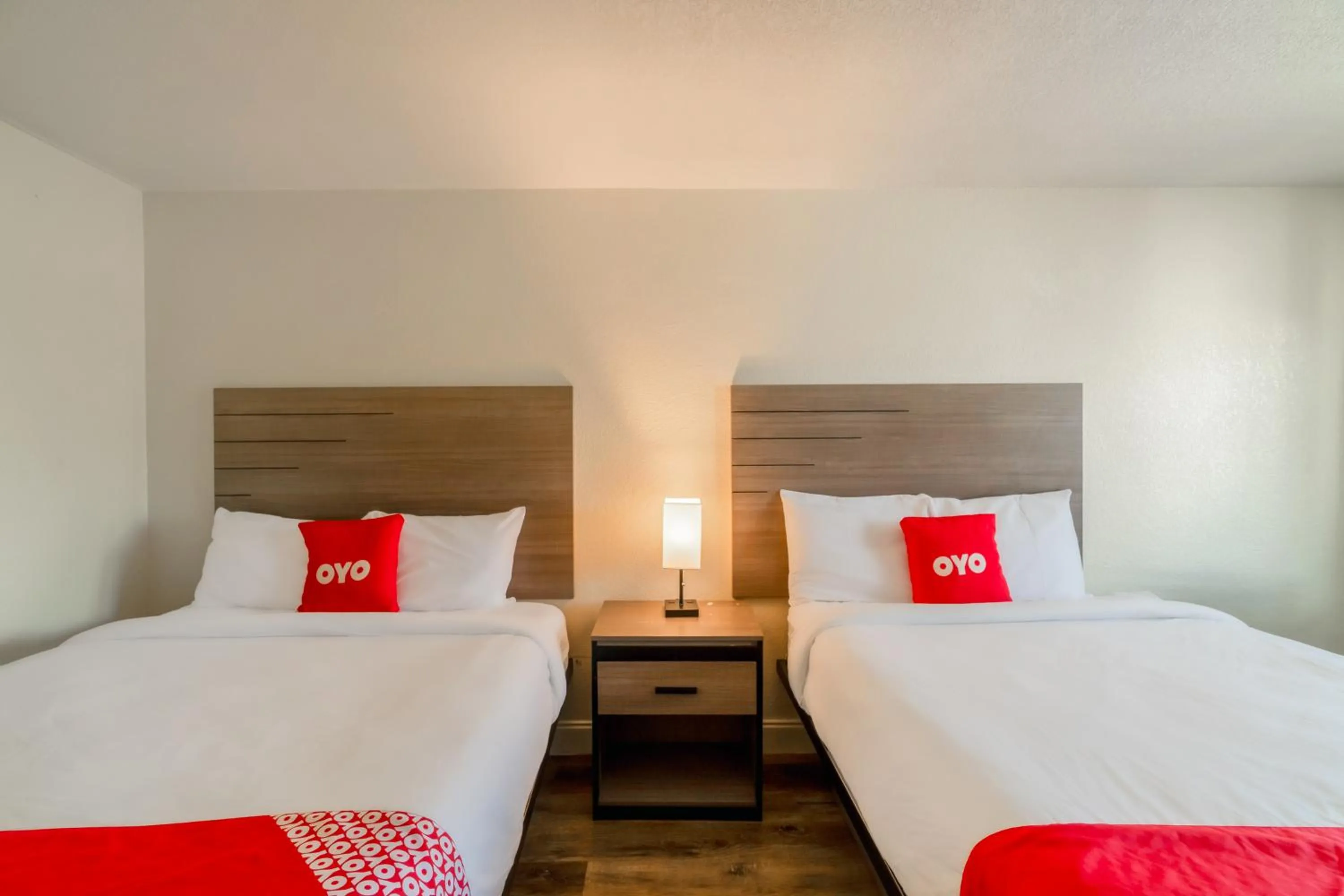 Bedroom, Bed in OYO Hotel Houston N Fm-1960 Champions TX