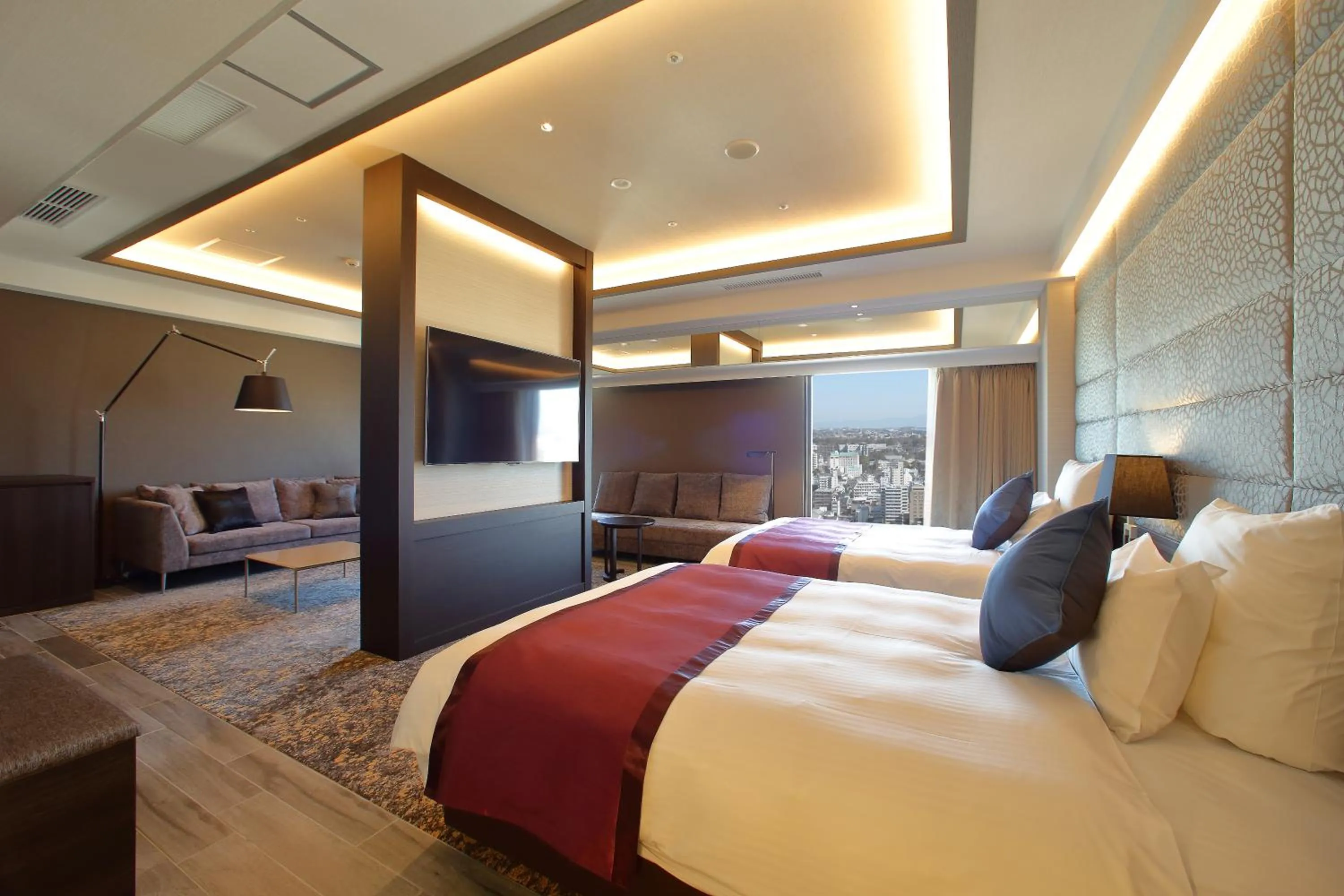 TV and multimedia, Bed in ANA Crowne Plaza Kumamoto New Sky by IHG