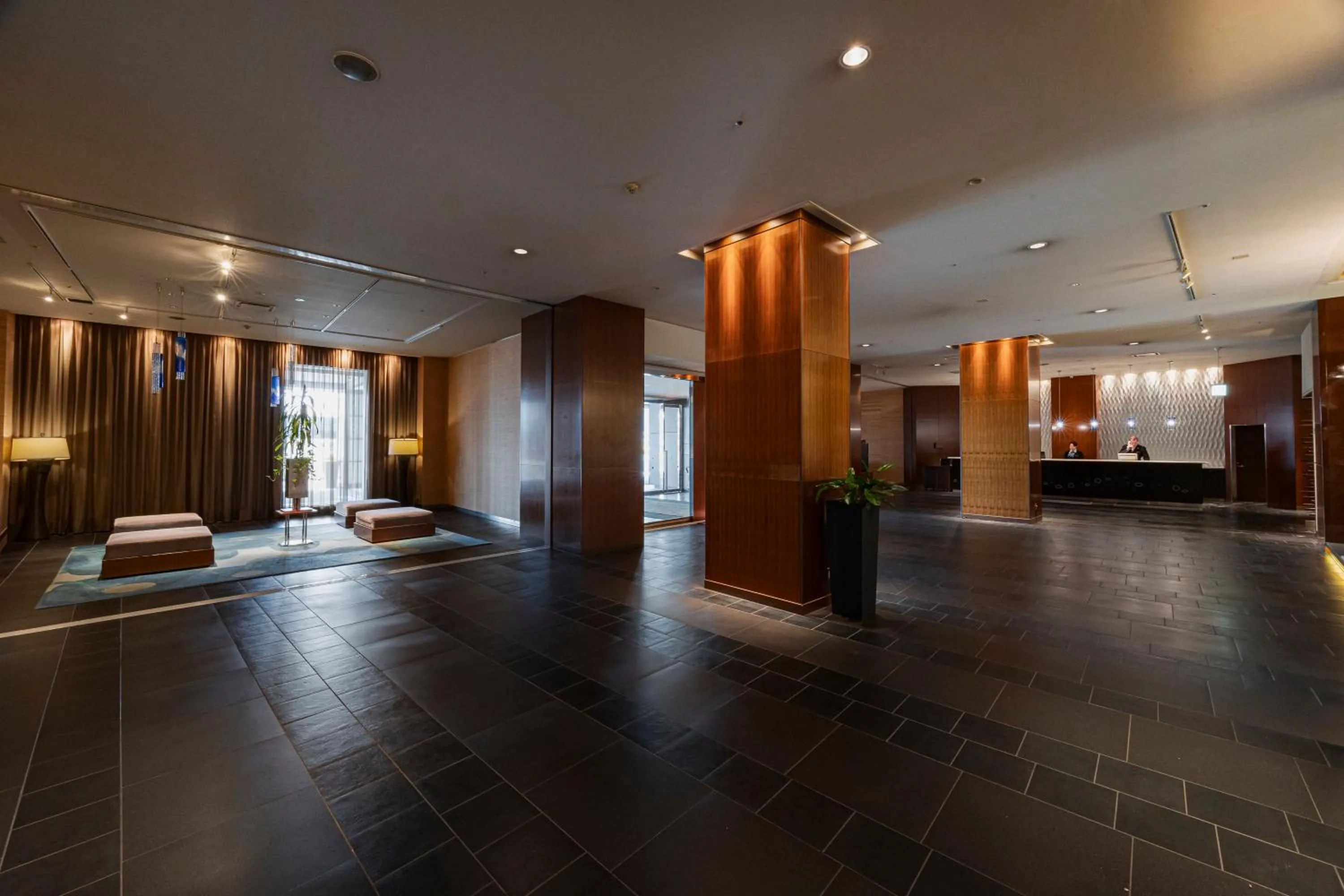 Lobby or reception in ANA Crowne Plaza Kumamoto New Sky by IHG