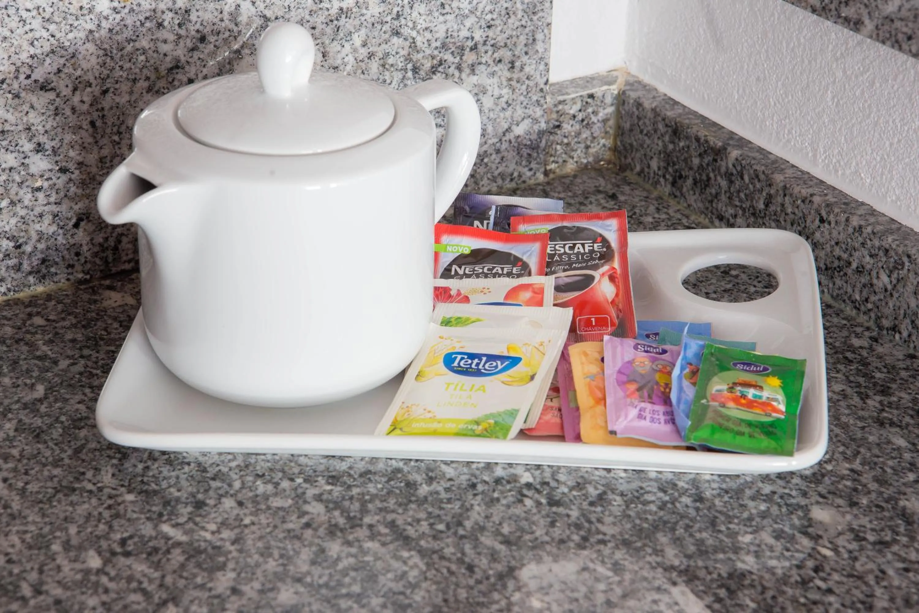 Coffee/tea facilities in Five Design Rooftop by Storytellers