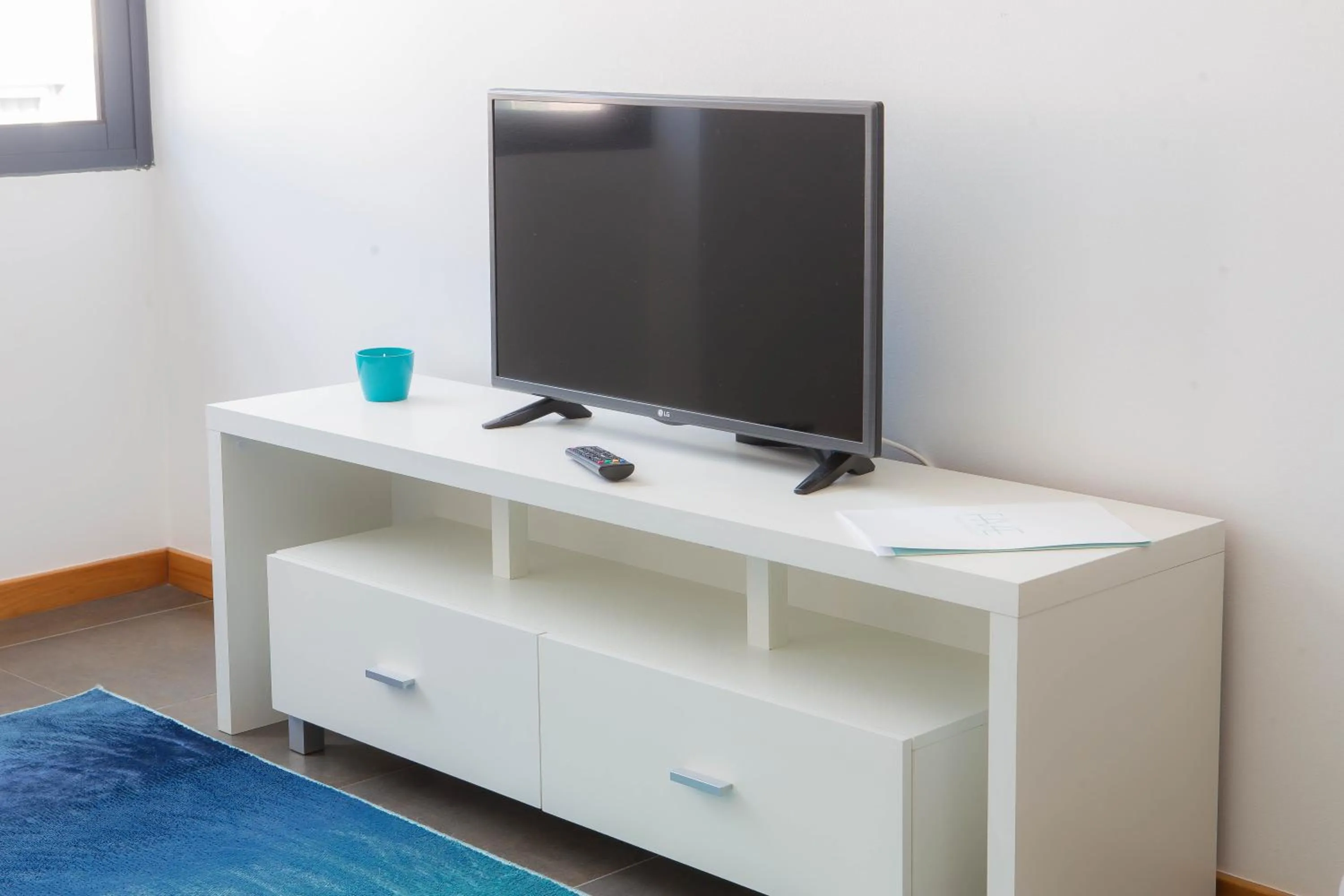 Living room in Five Design Rooftop by Storytellers