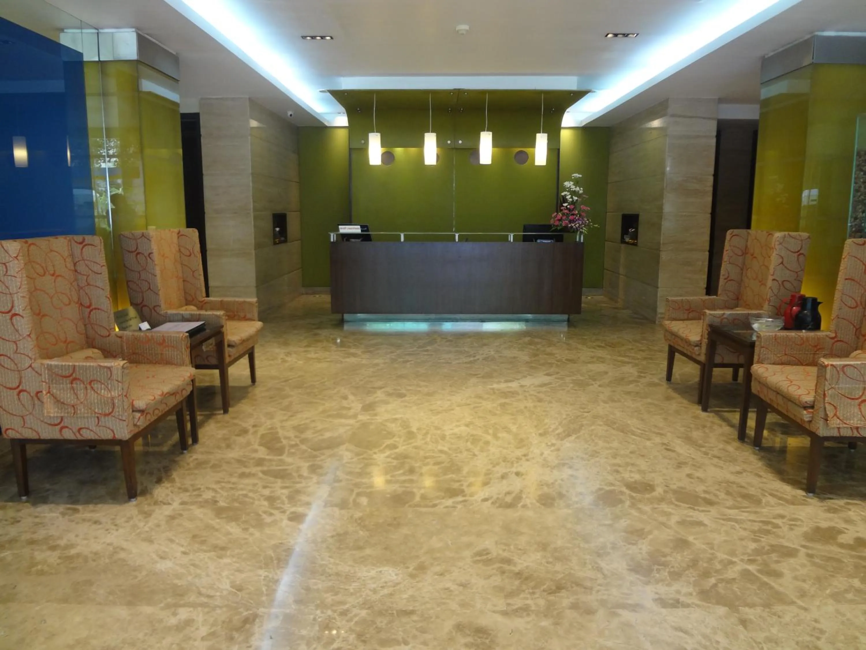 Lobby or reception in Ascot Hotel