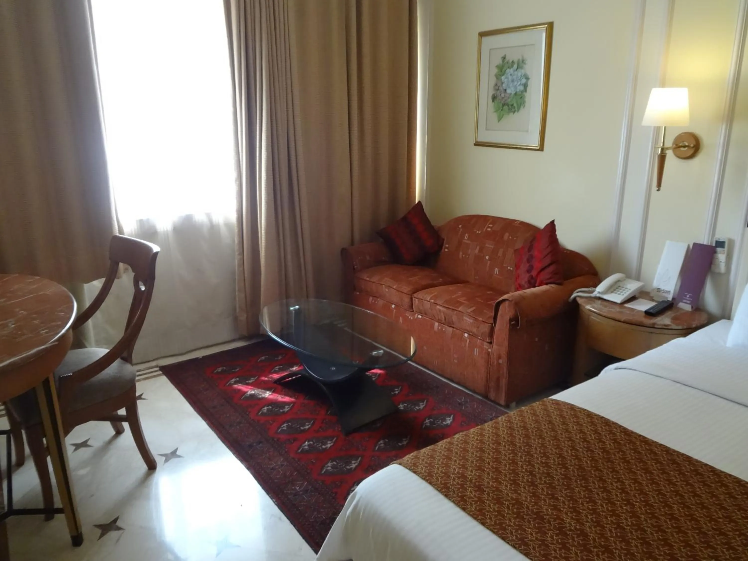 Day, Bed in Regency Hotel Malabar Hill