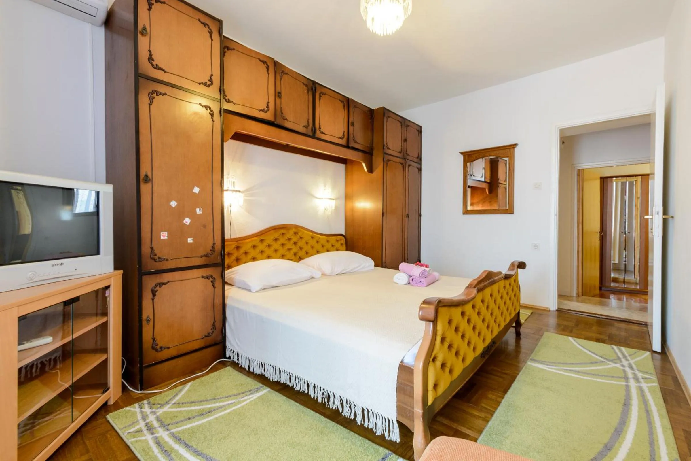 Bedroom, Bed in Oreb Dream Apartments