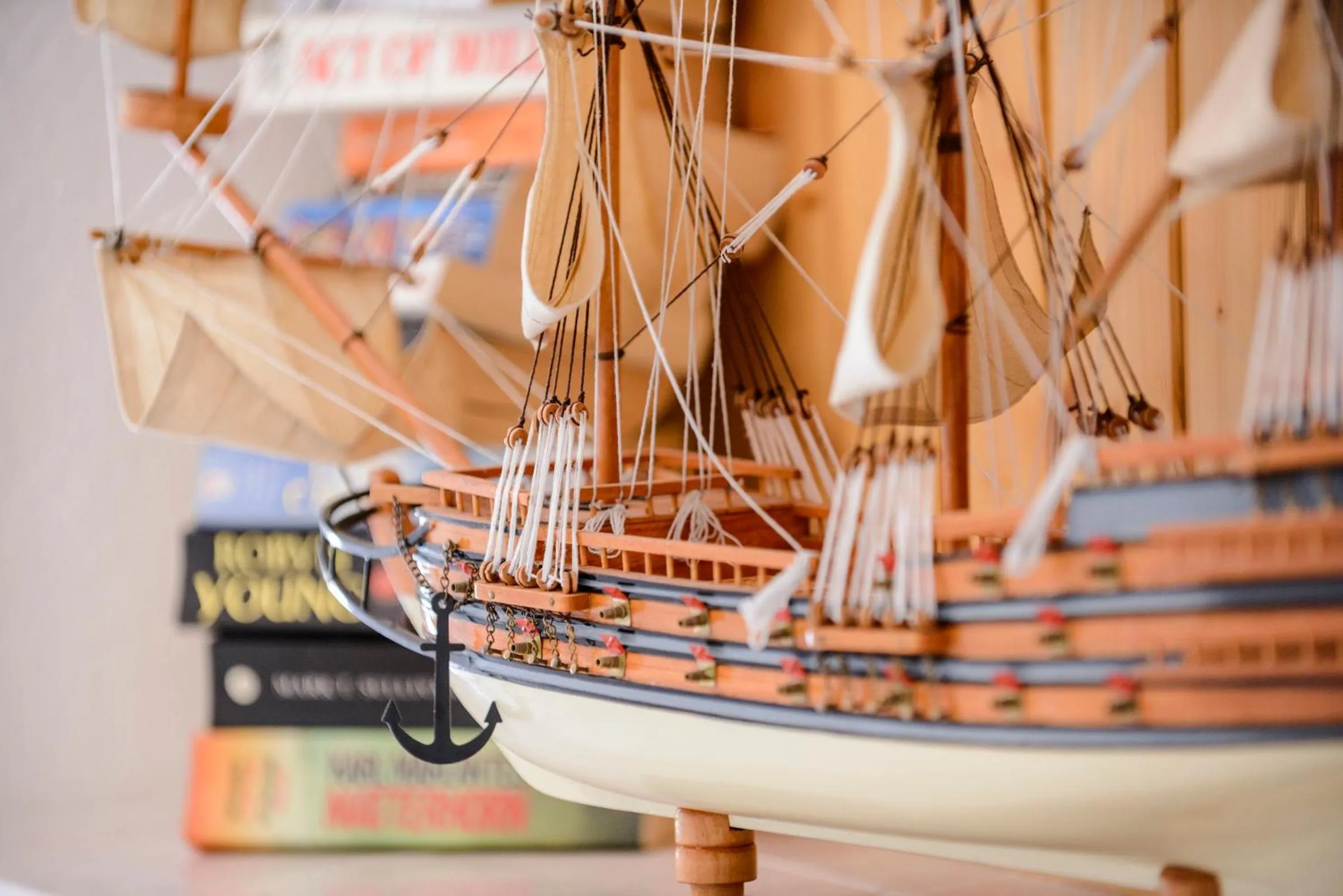 Decorative detail in Oreb Dream Apartments