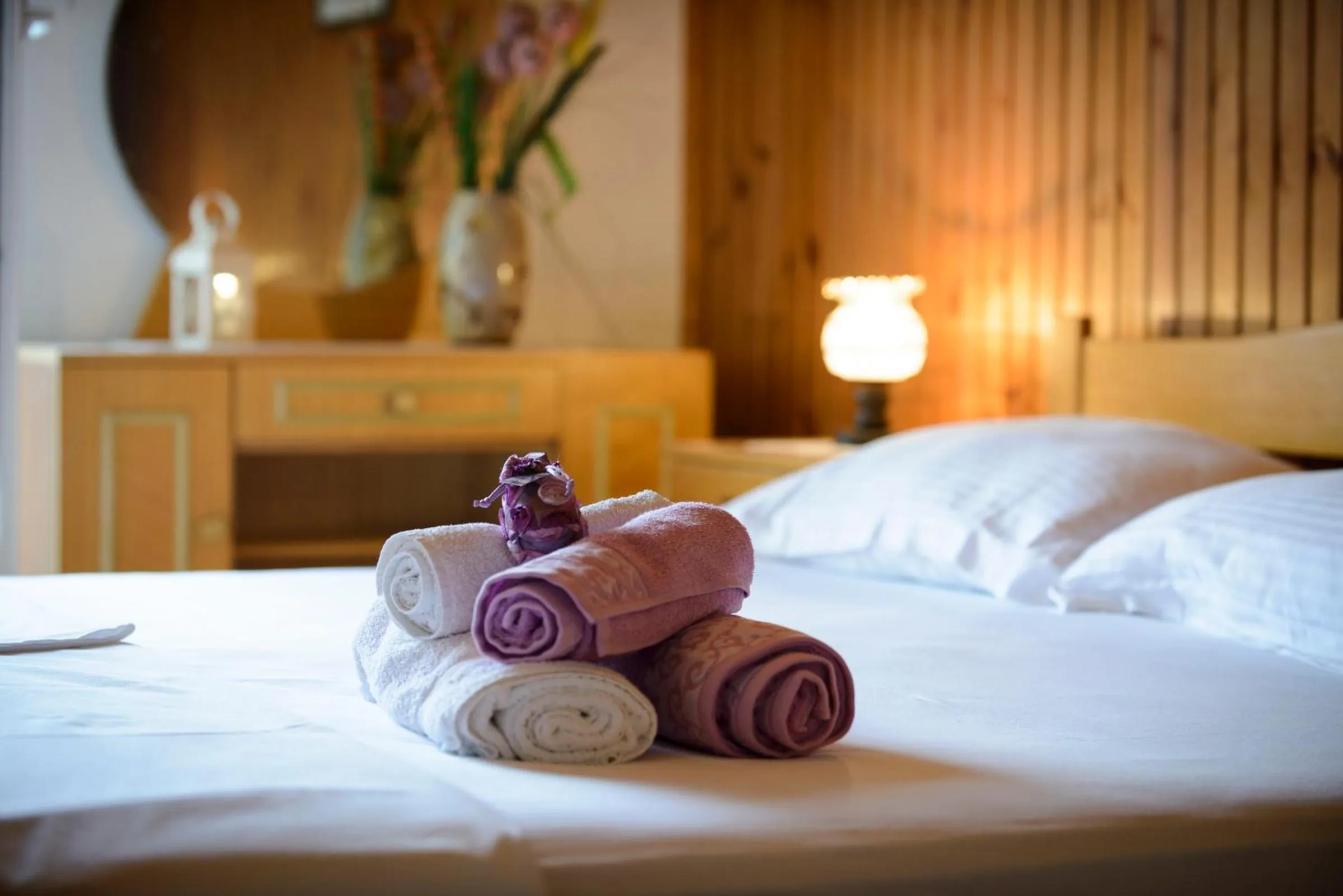 Decorative detail, Bed in Oreb Dream Apartments