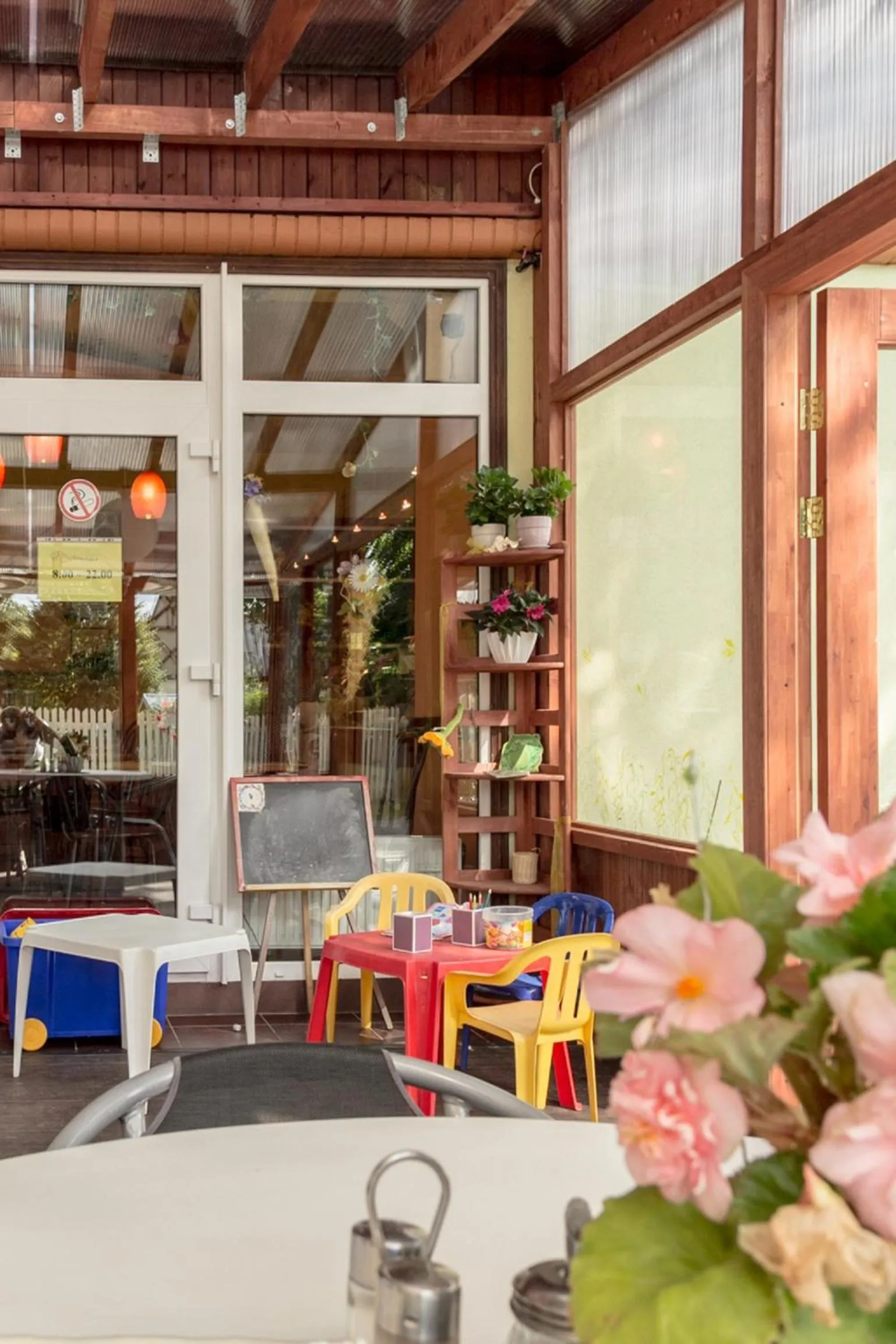 Restaurant/places to eat in Alba Hotel