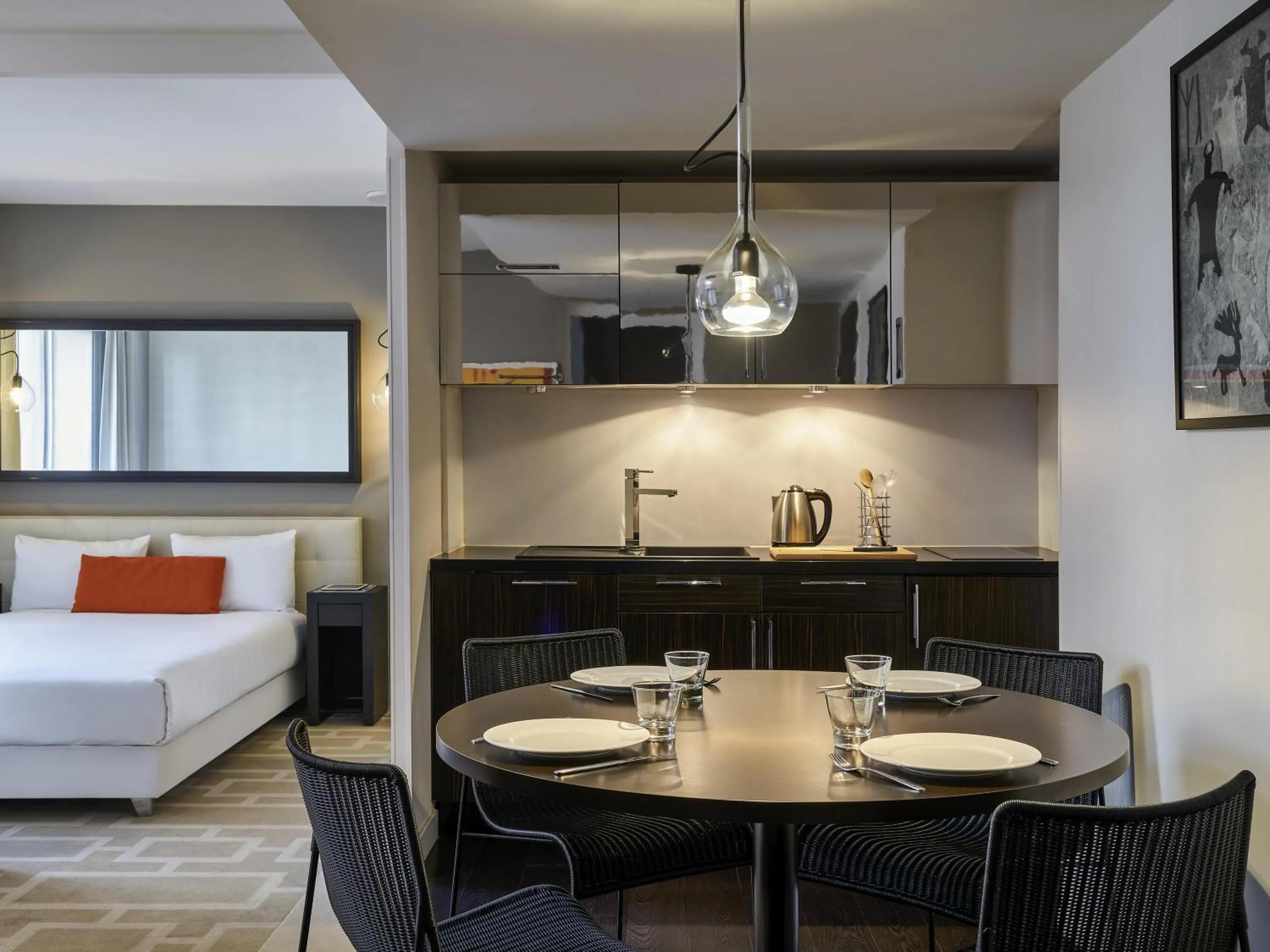 Bedroom, Bed in Adagio Nice Centre