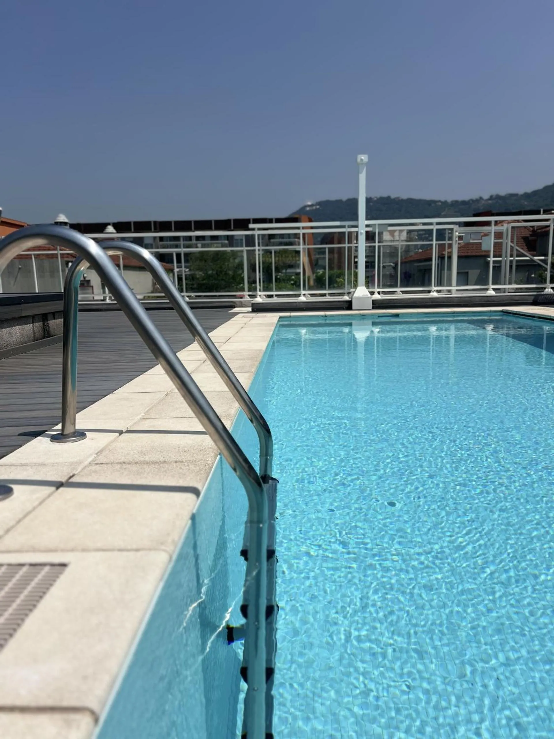 Swimming pool in Adagio Nice Centre