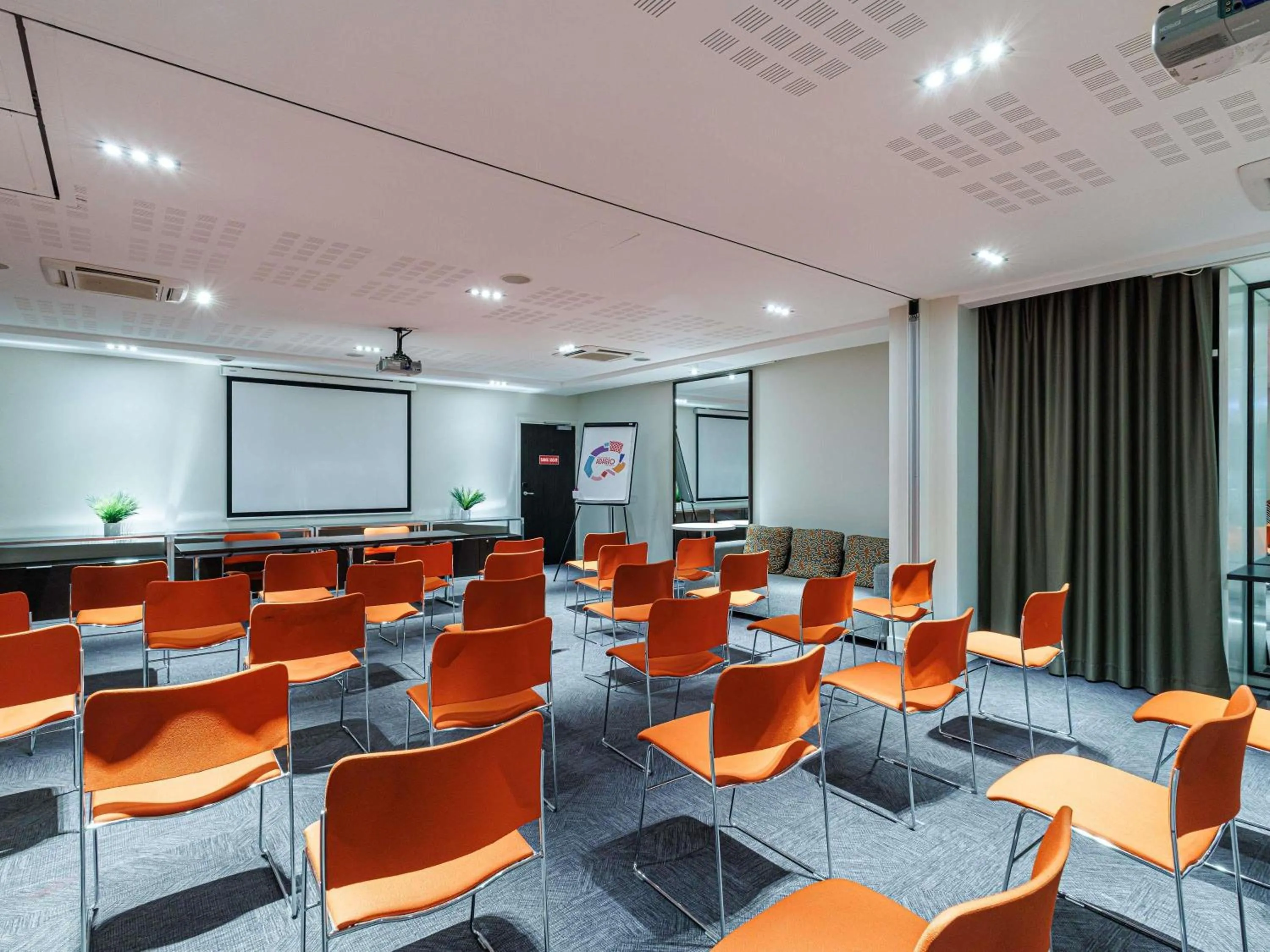 Meeting/conference room in Adagio Nice Centre