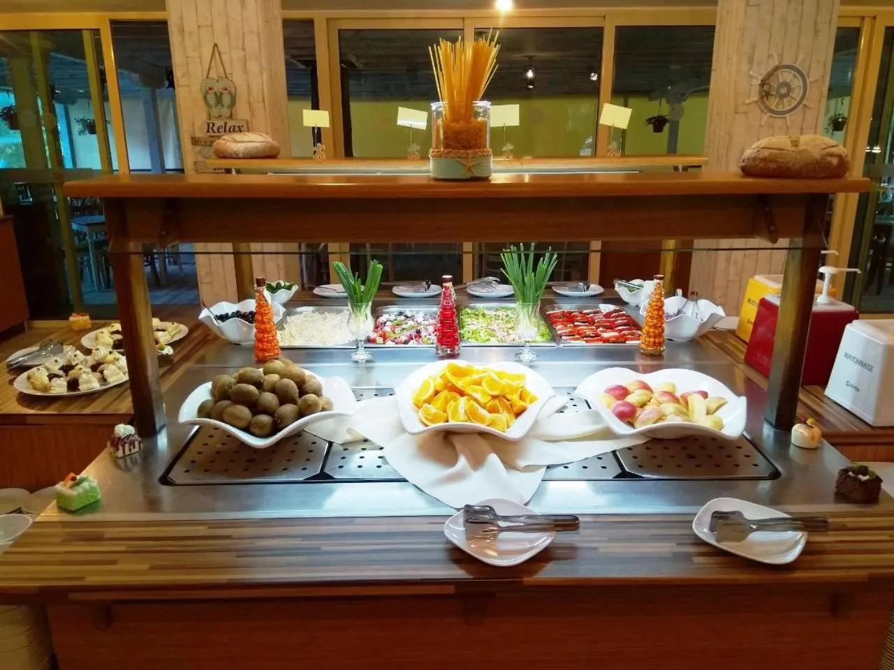 Food and drinks in Tintyava Park Hotel