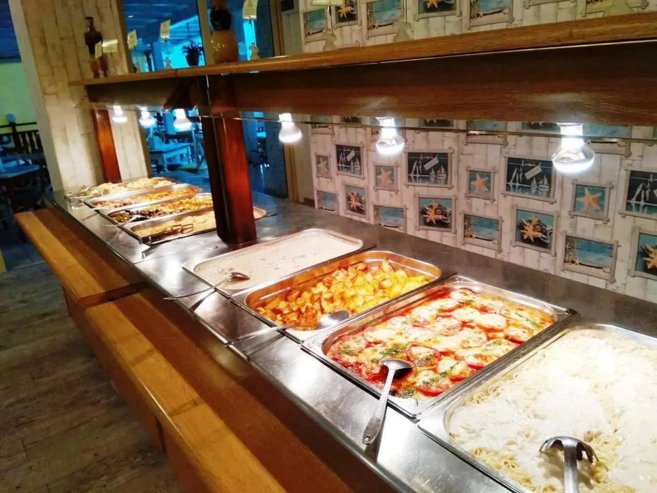 Food and drinks in Tintyava Park Hotel