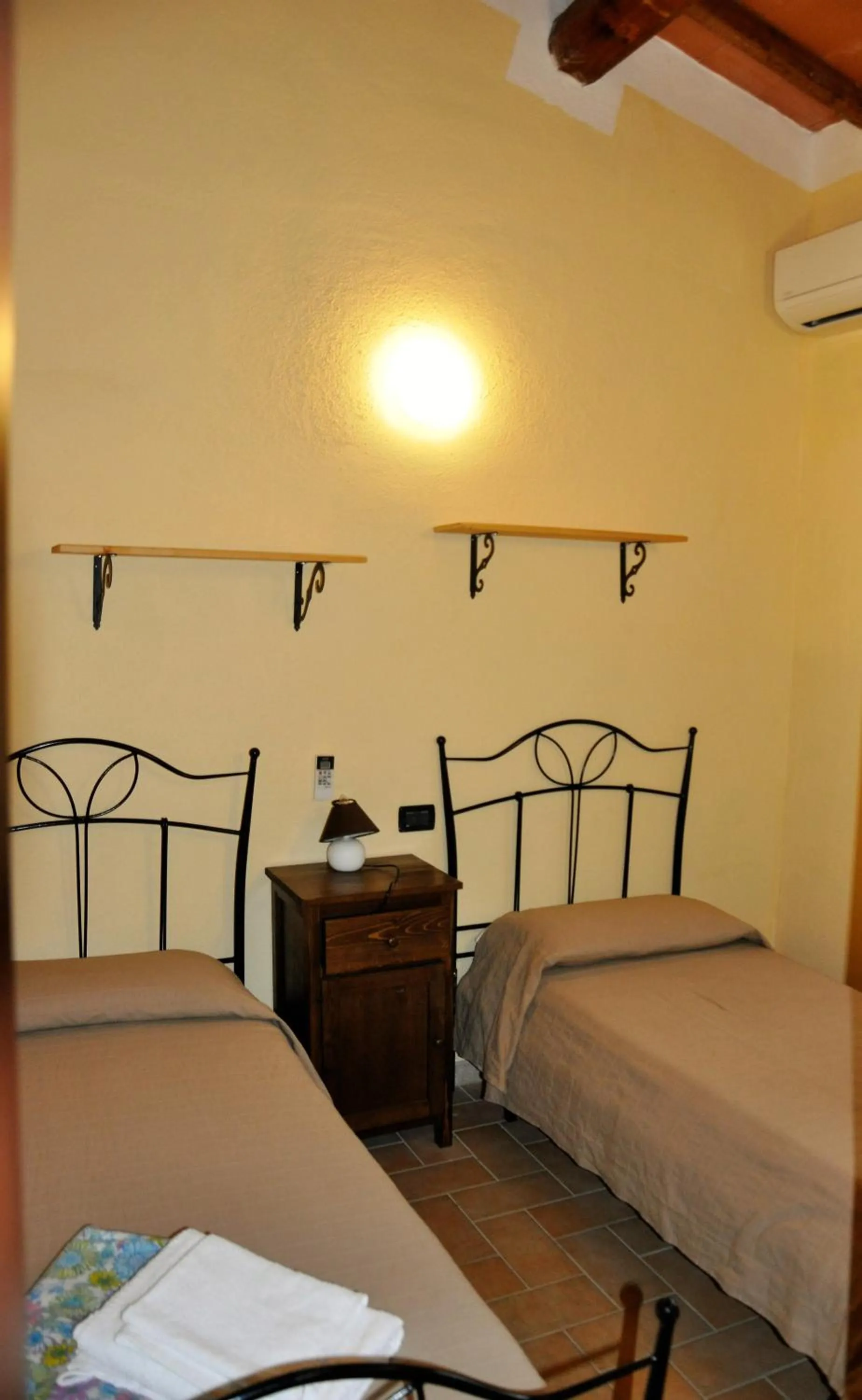 Bedroom, Bed in Agriturismo Nociquerceto