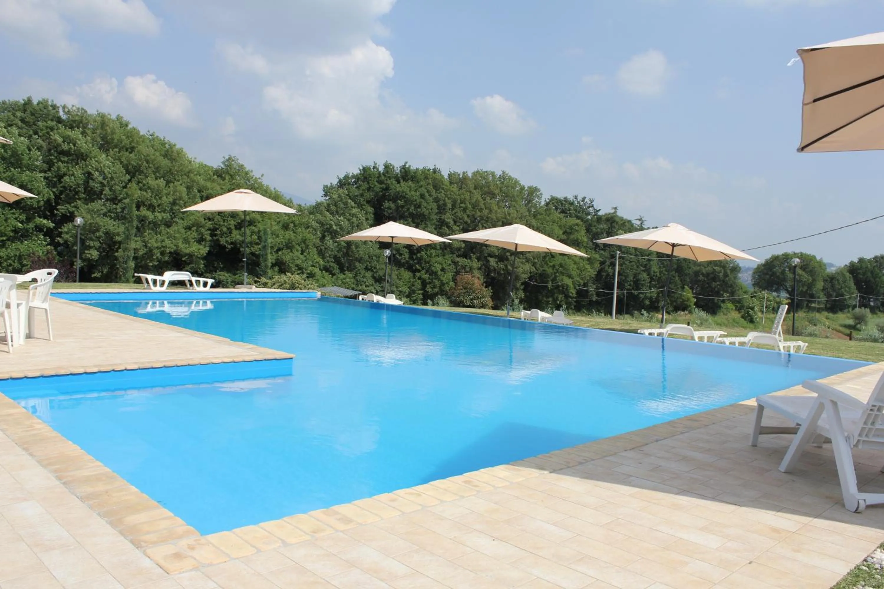 Swimming pool in Agriturismo Nociquerceto