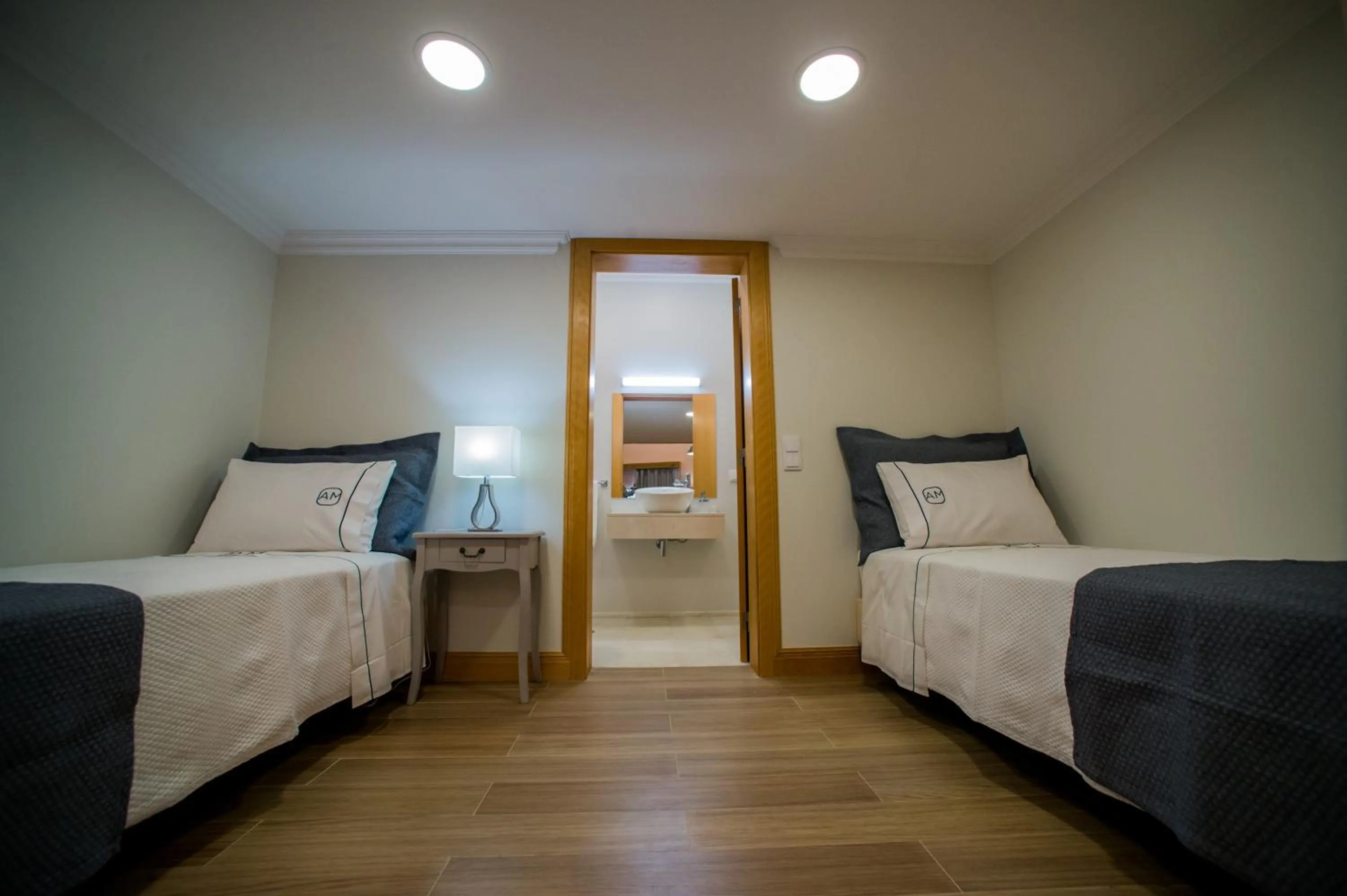 Bed in Apartments Madeira City Center