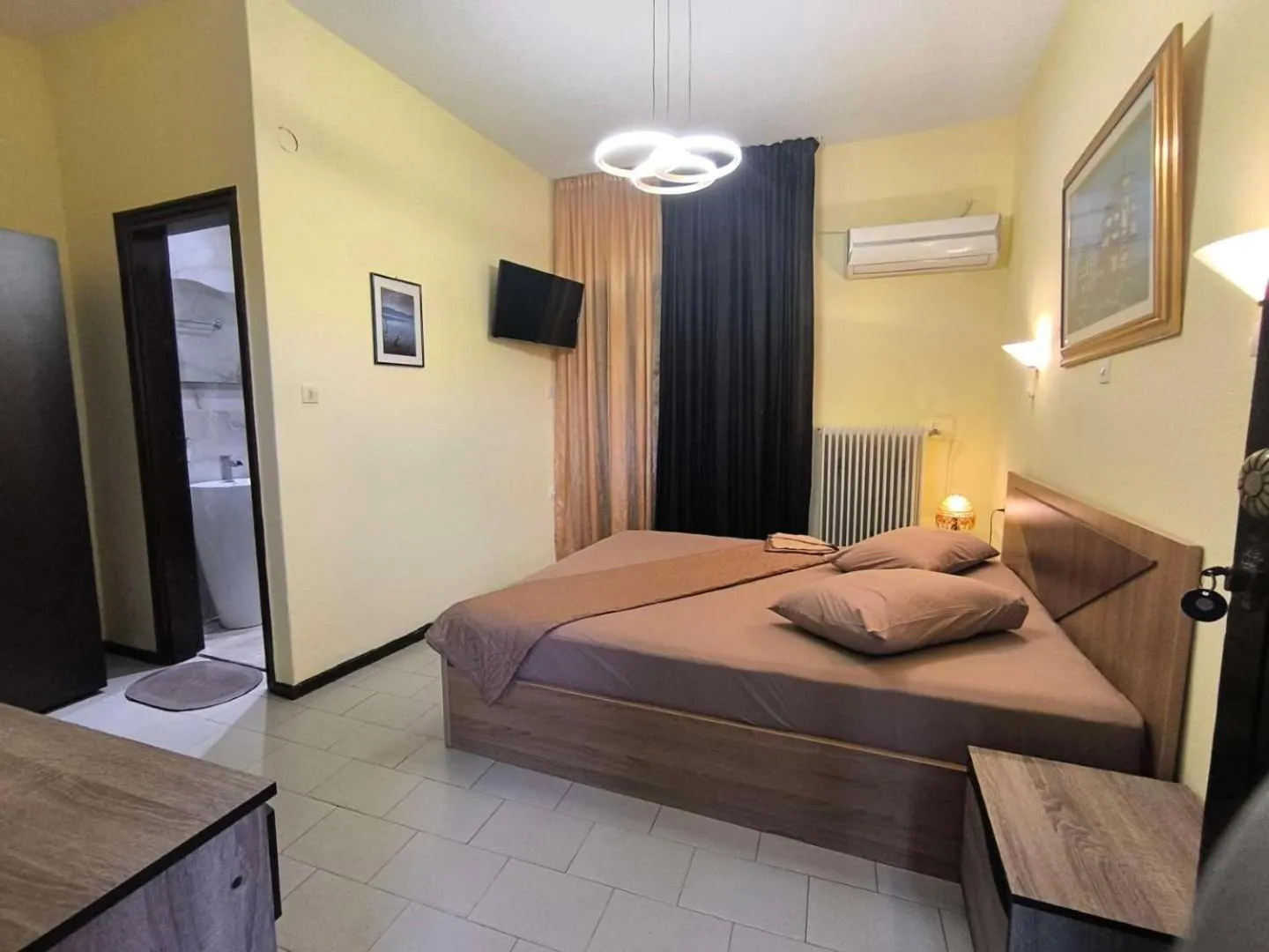 Bed in Hotel Petunia