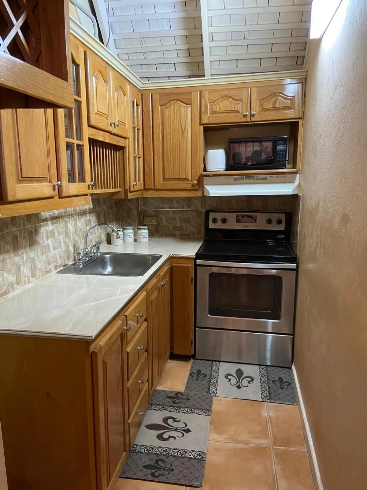 #73 Fisherman's Point