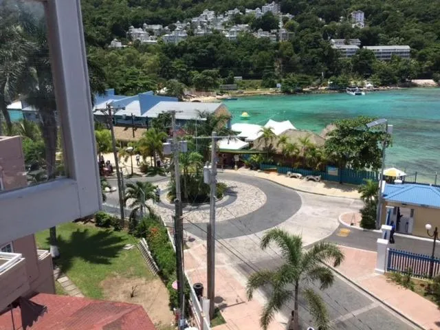 #73 Fisherman's Point