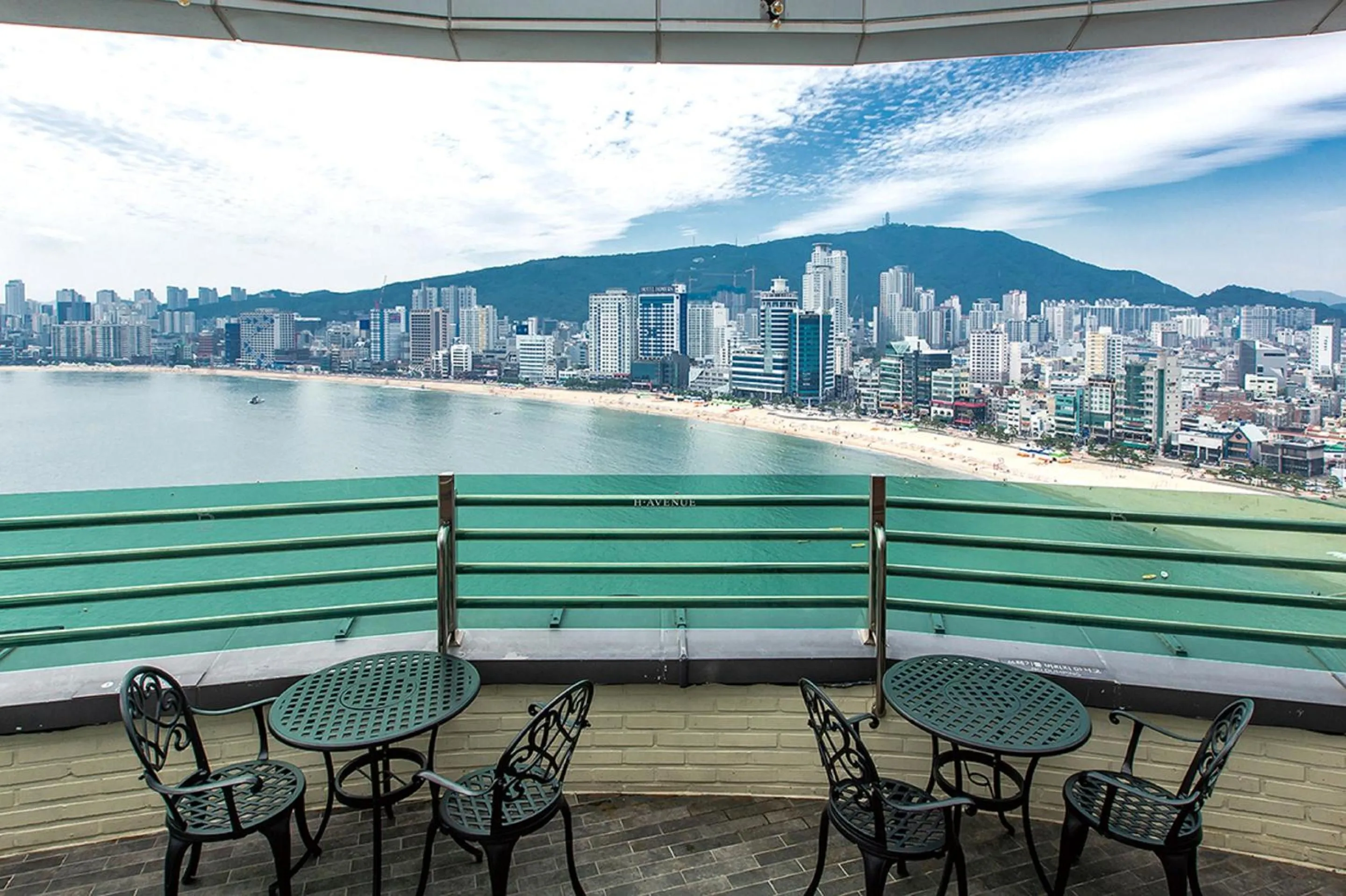 Balcony/Terrace in H Avenue Hotel Gwangalli branch