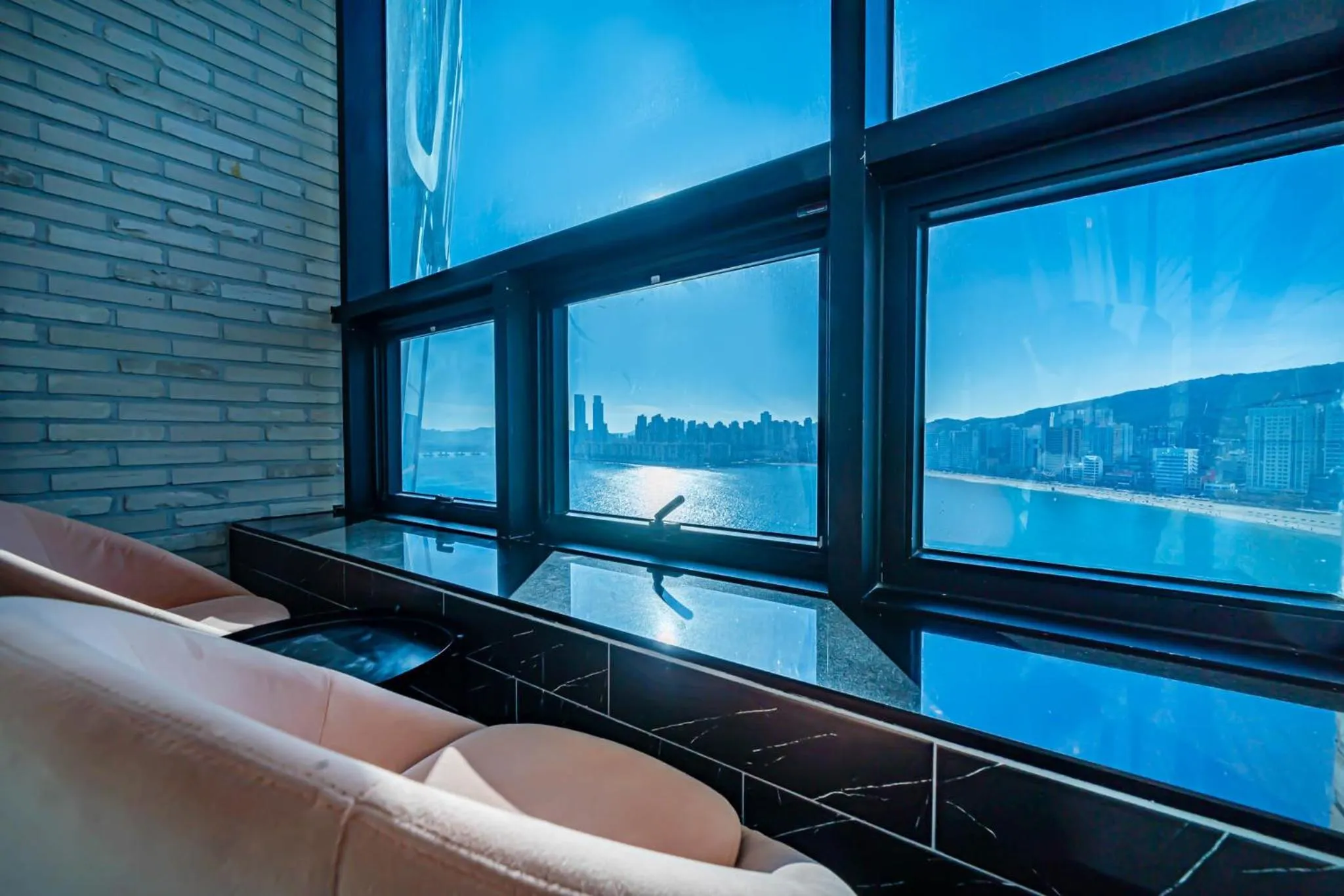 H Avenue Hotel Gwangalli branch