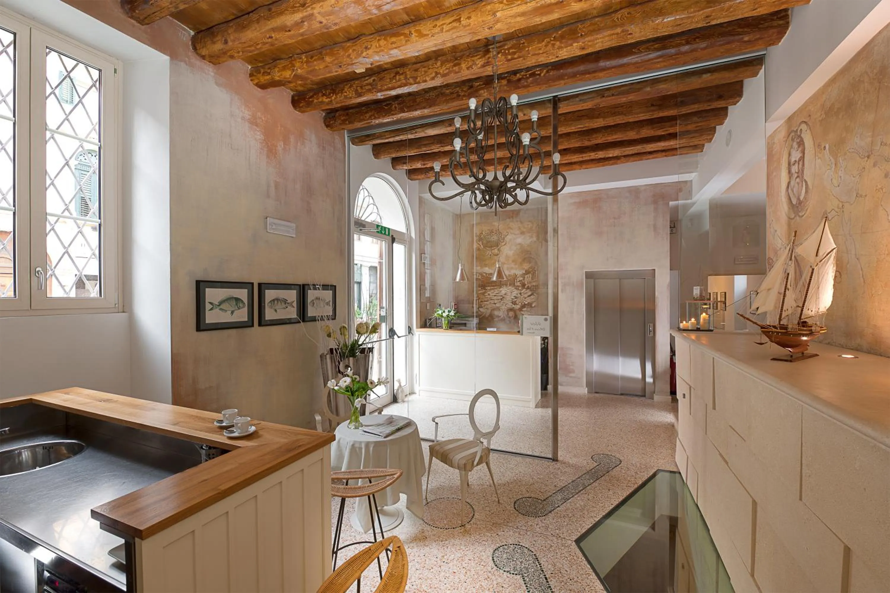 Lobby or reception in Gallery Room