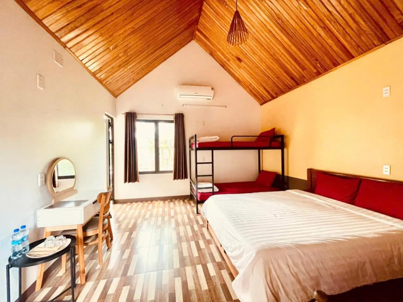 Bedroom, Bed in Wings Ha Giang Loop Bungalow