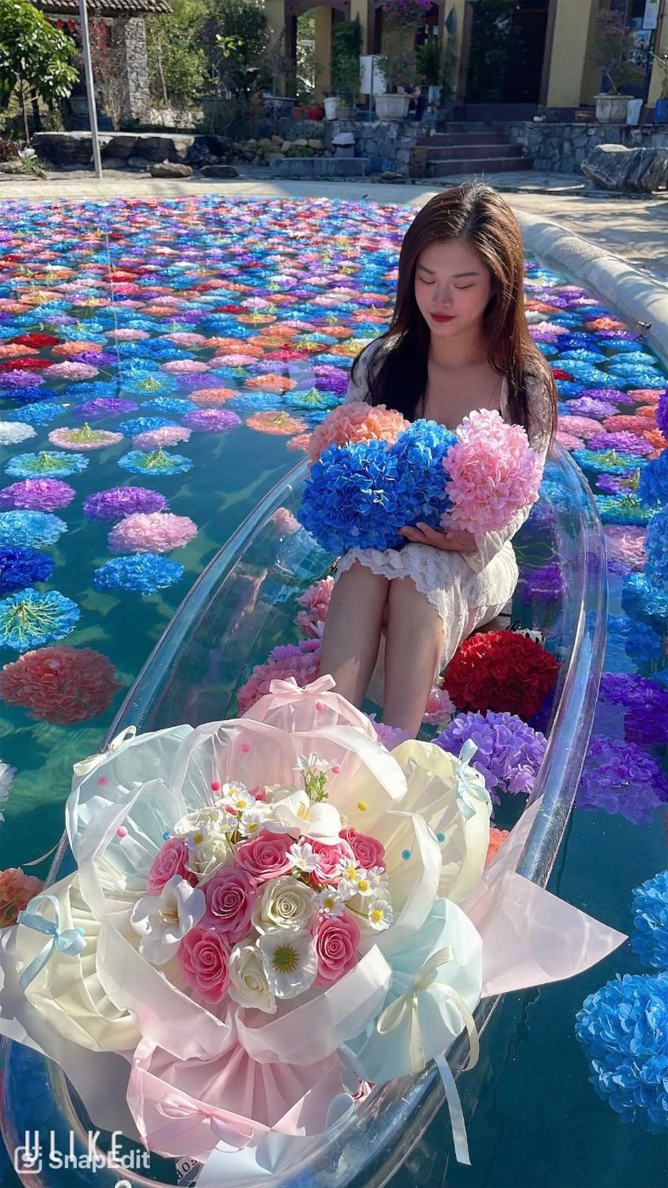 People in Wings Ha Giang Loop Bungalow