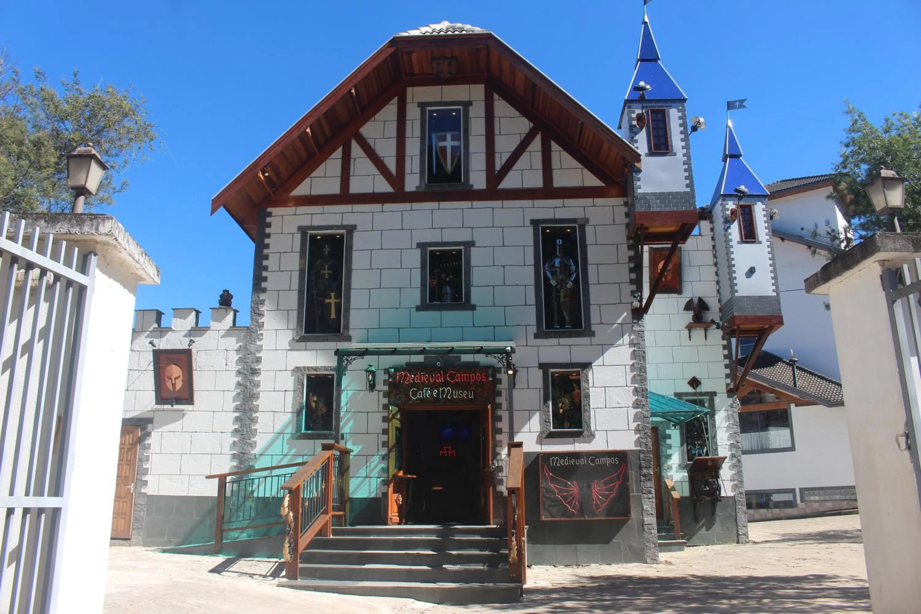 Restaurant/places to eat in Casarão da Ducha hotel concept