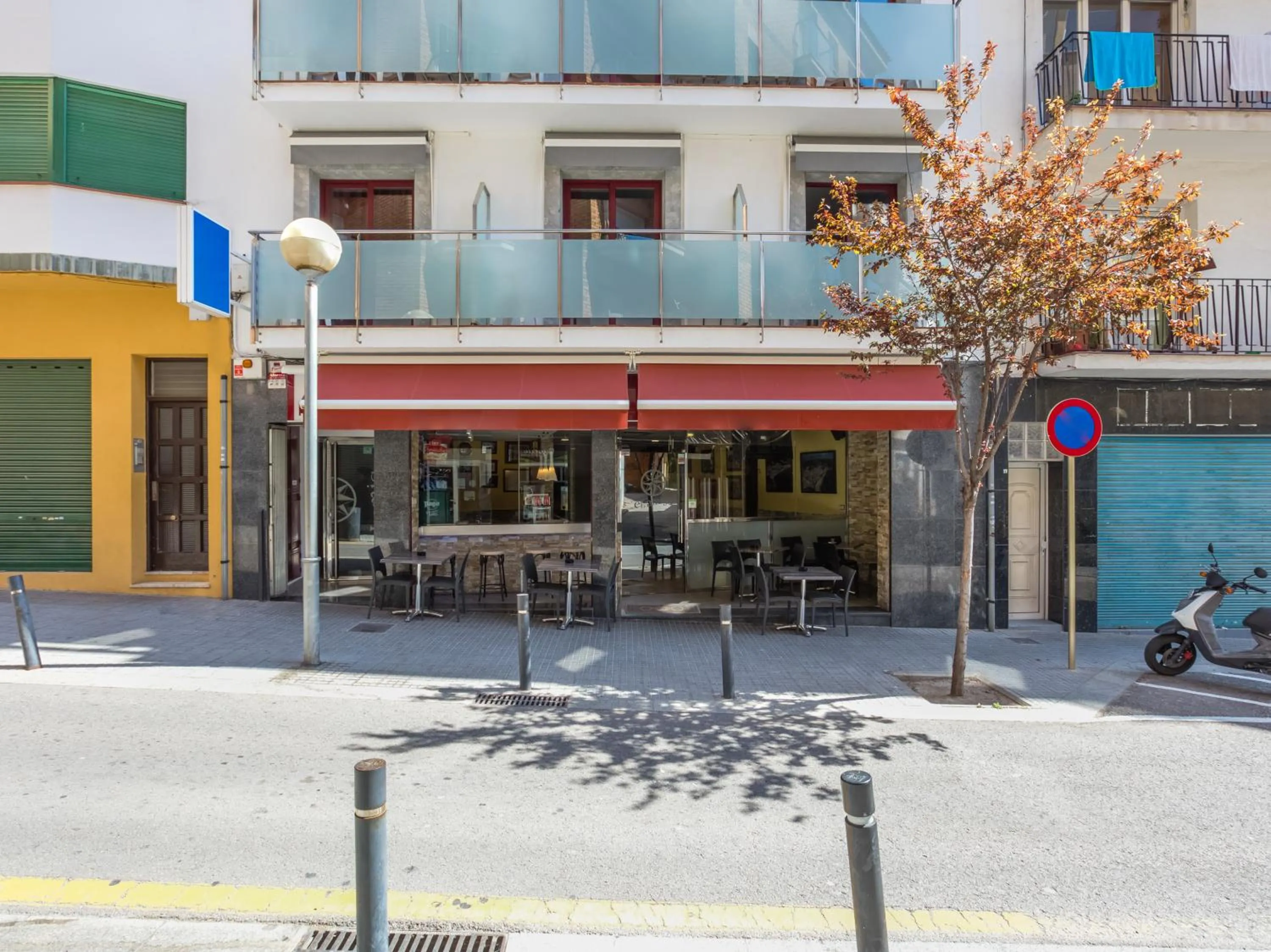 Facade/entrance in Hostal - Pensión El Amigo