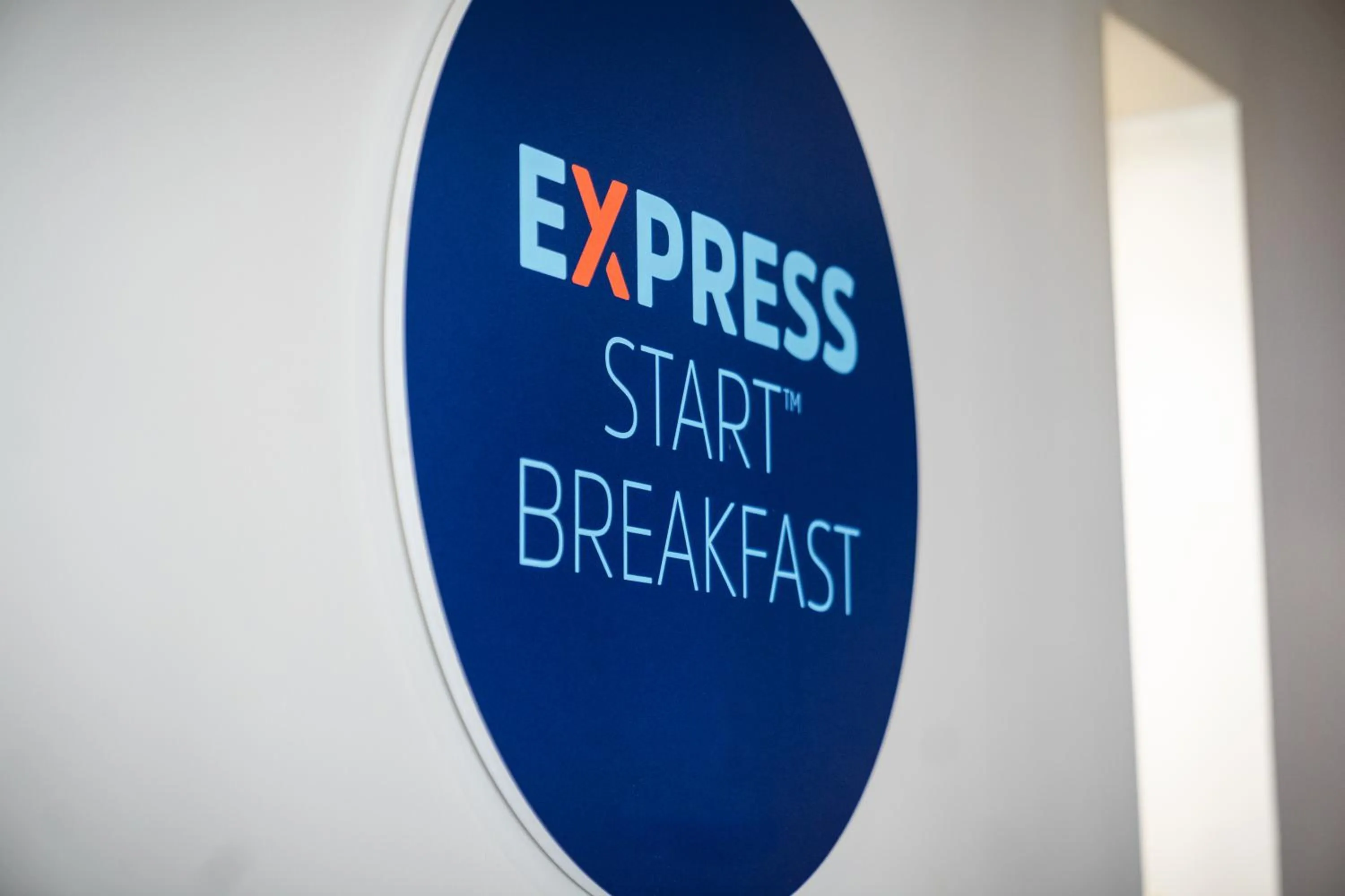 Breakfast in Holiday Inn Express Cambridge Duxford M11 Jct 10, an IHG Hotel