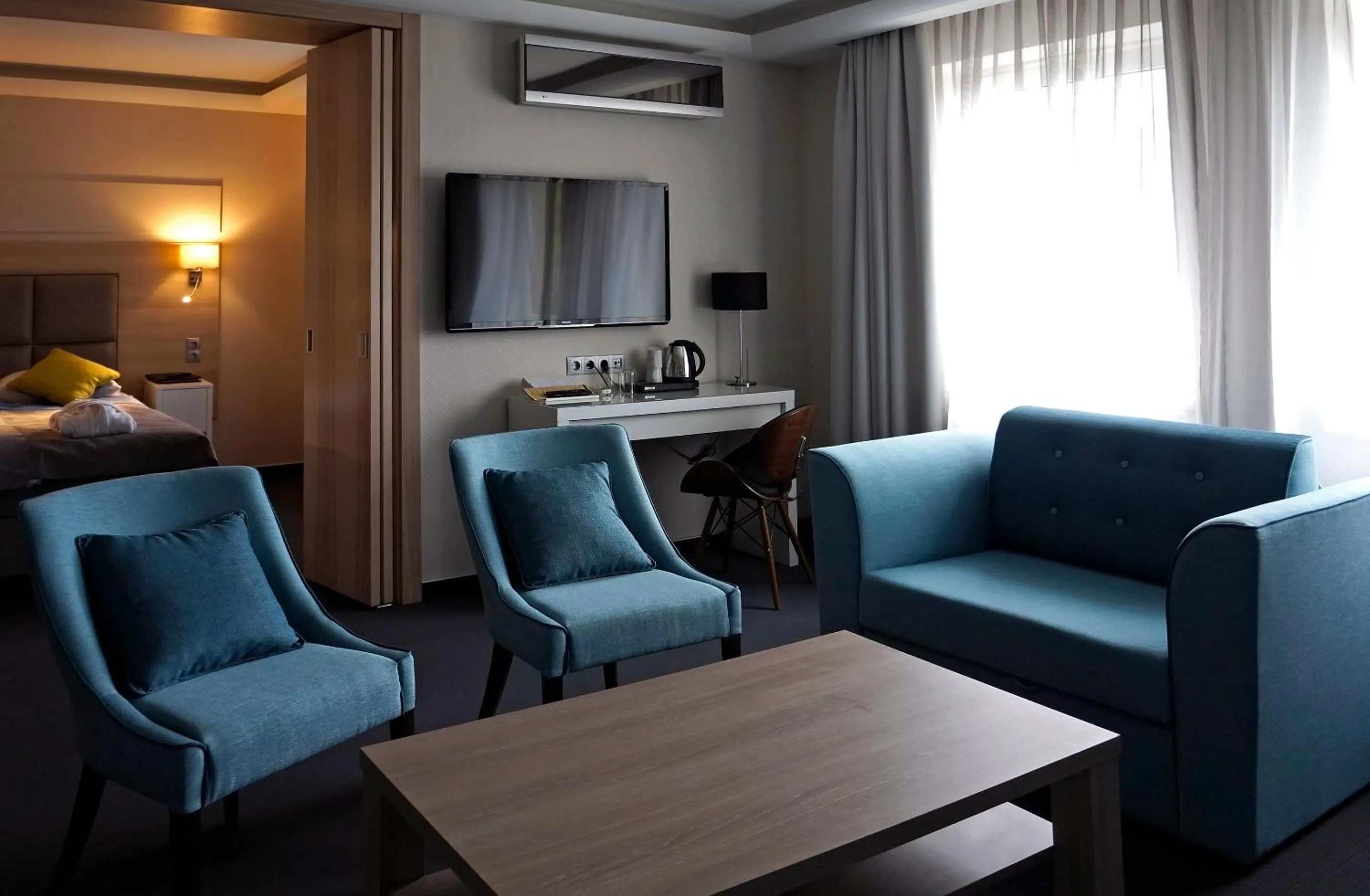 TV and multimedia in Amrita Hotel