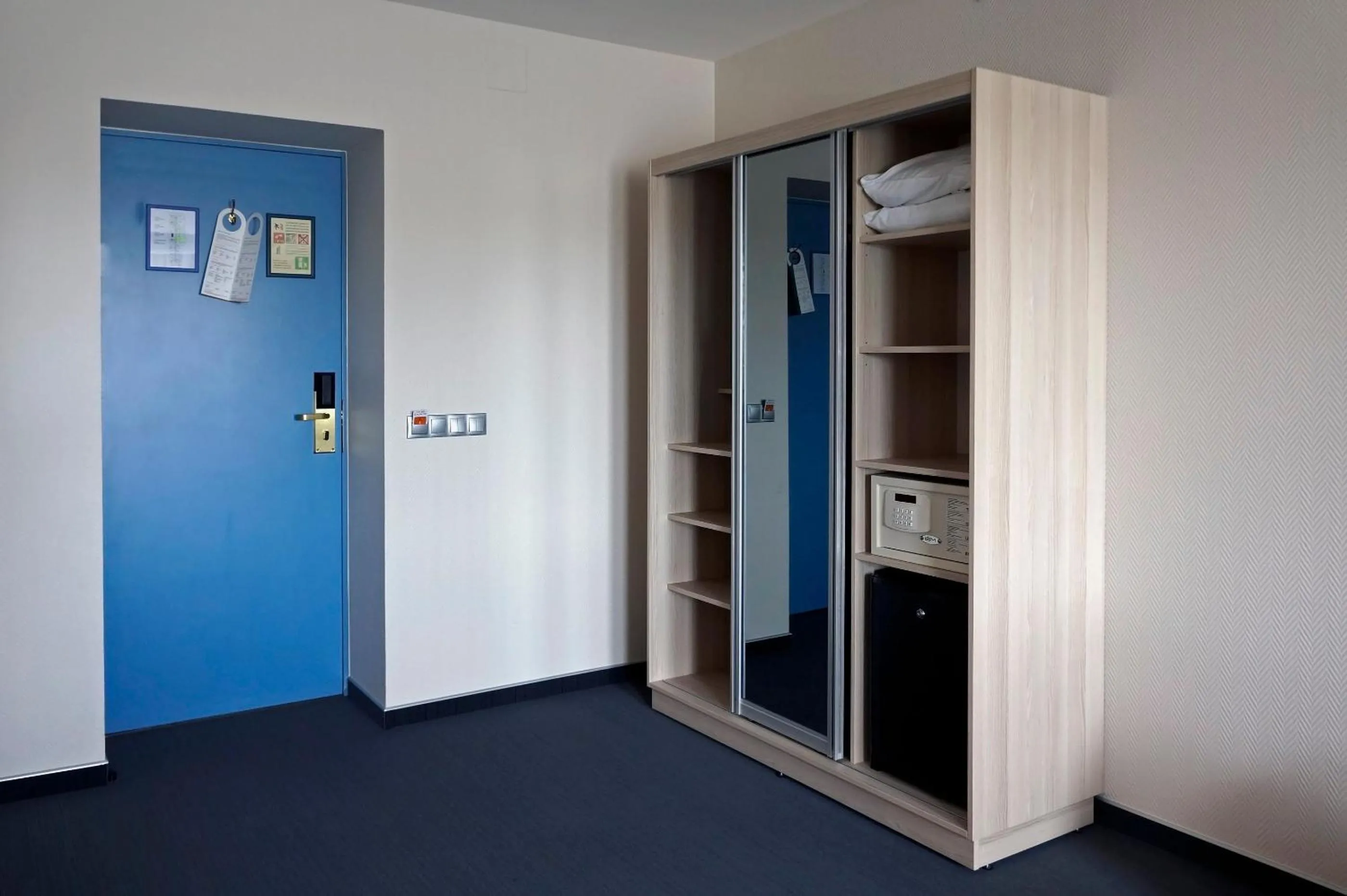 Area and facilities in Amrita Hotel