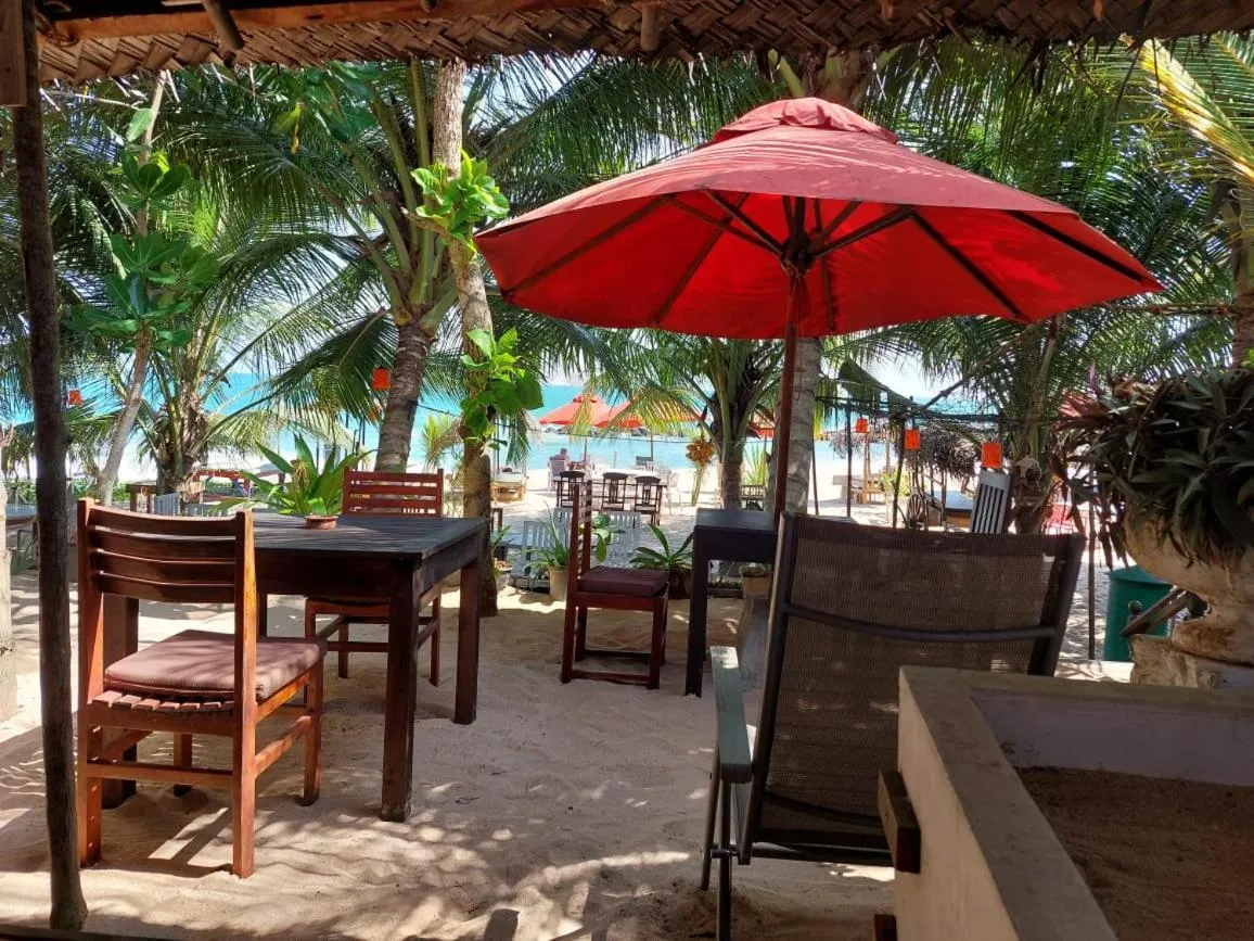 Blue Horizon Beach Hotel