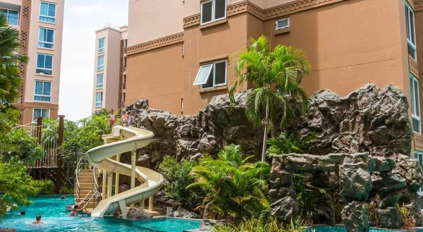 Atlantis Condo Resort Jomtien TLH