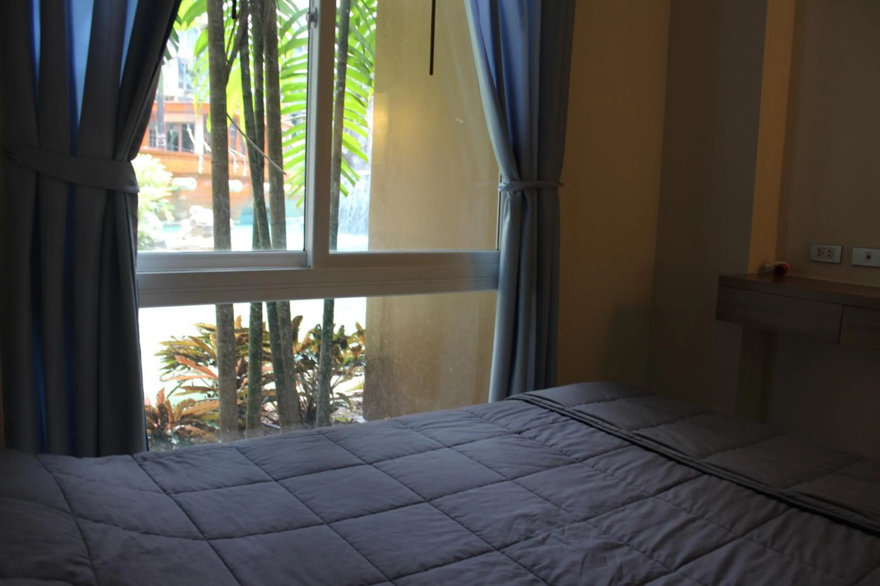 Bed in Atlantis Condo Resort Jomtien TLH
