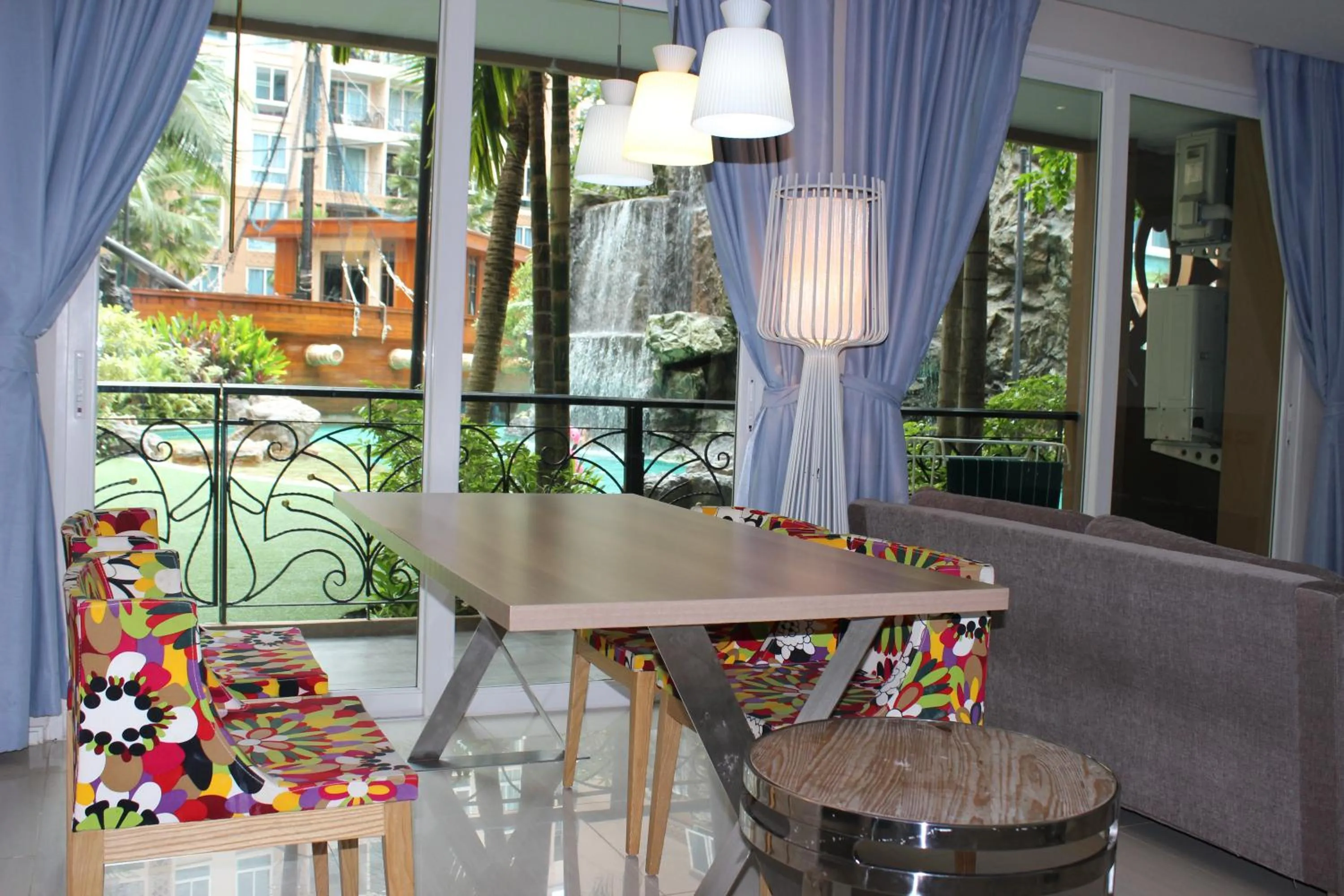 Atlantis Condo Resort Jomtien TLH